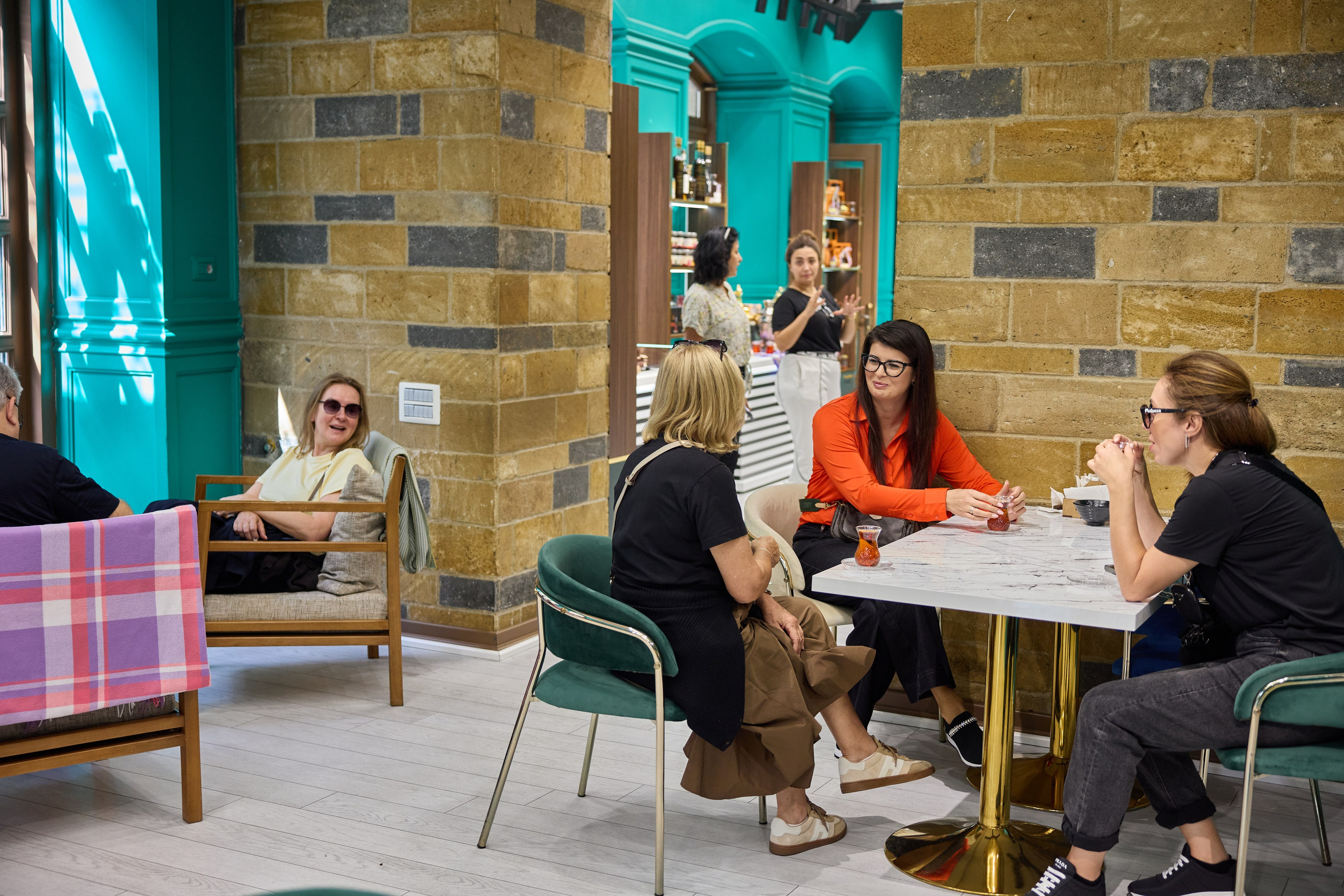 Экскурсия по Баку. День 2. Photographer in Baku Kamran Enceladus