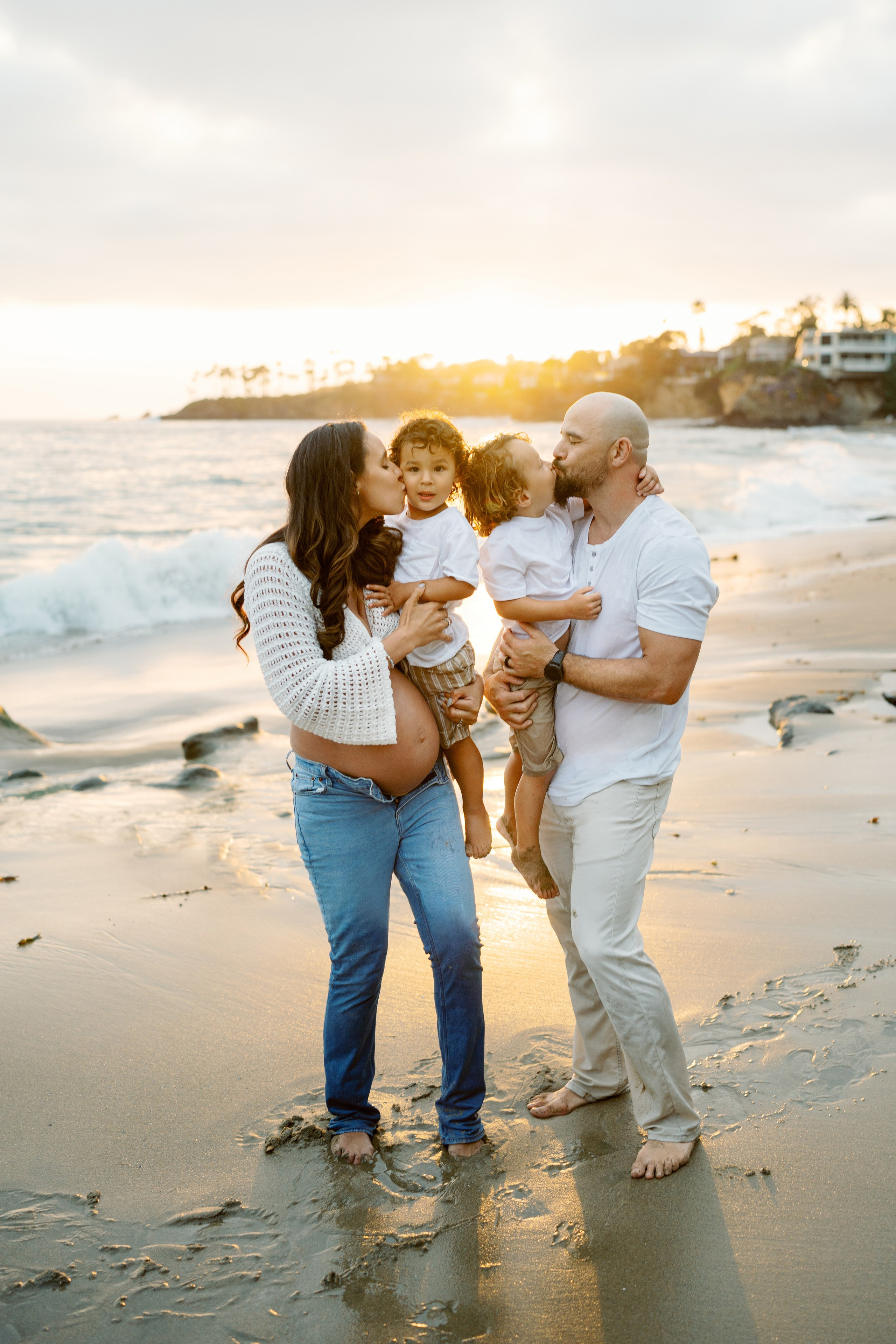 Maternity Photoshoot at Laguna Beach. Wedding Photography & Videography Team in California, Los Angeles, San Francisco, San Diego and Travel