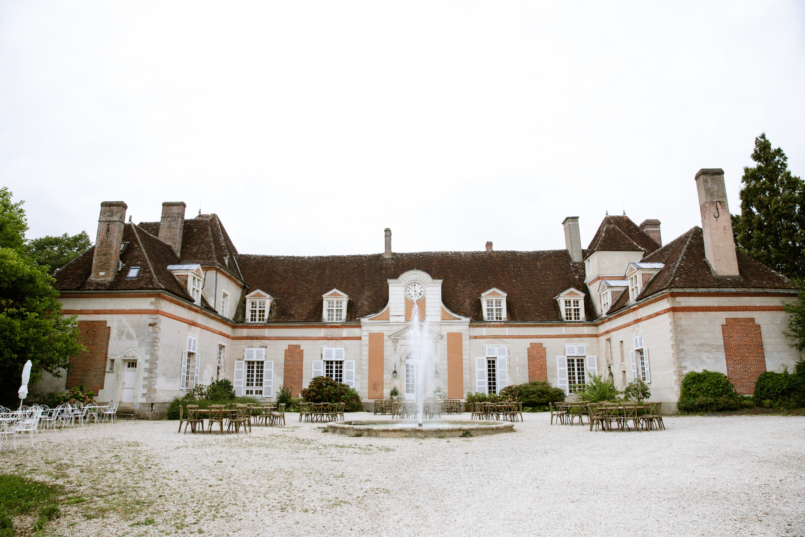 Angela & Joe | Castle Wedding Photography in France