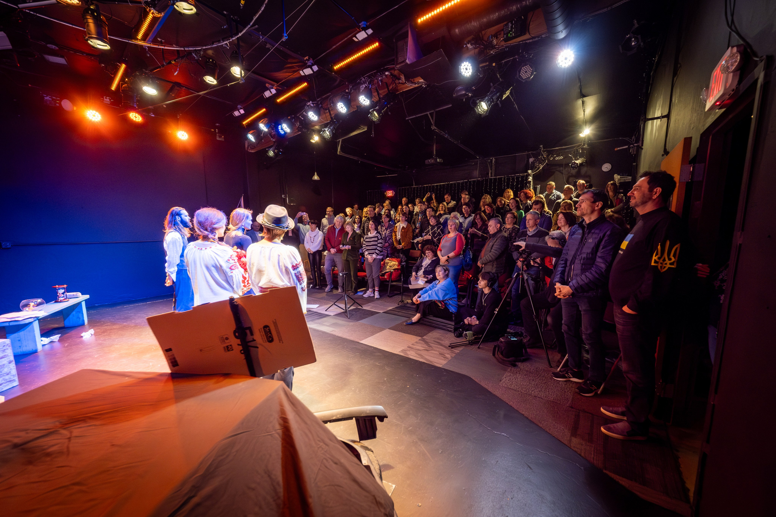 FISH DON'T CRY. Reportage concert portrait photography in the San Francisco Bay Area