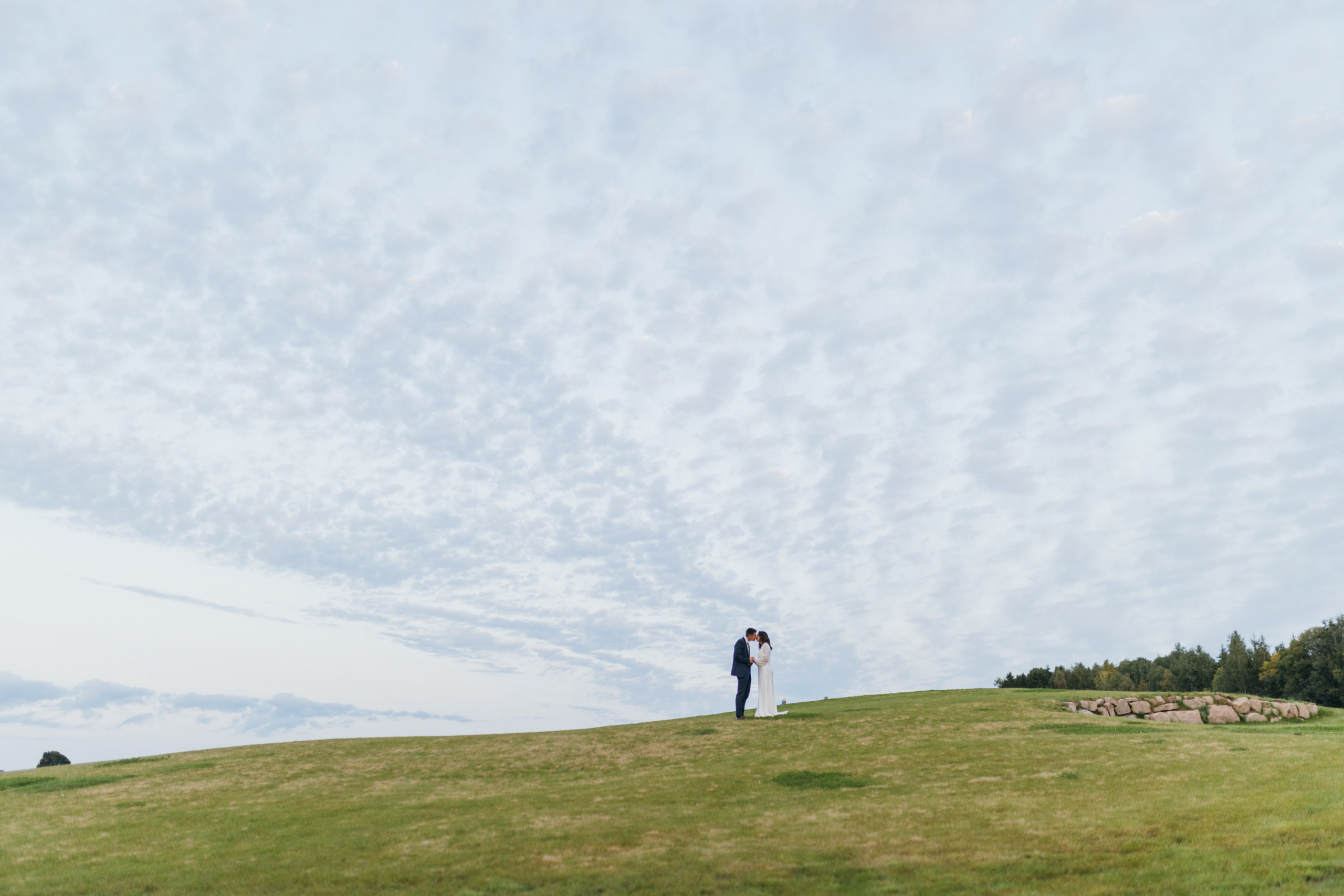 Small intimate Nordic Wedding at Lily Country Club, Oslo. Aleksandar Cajic | Destination Wedding Photographer in Croatia, Italy & Worldwide