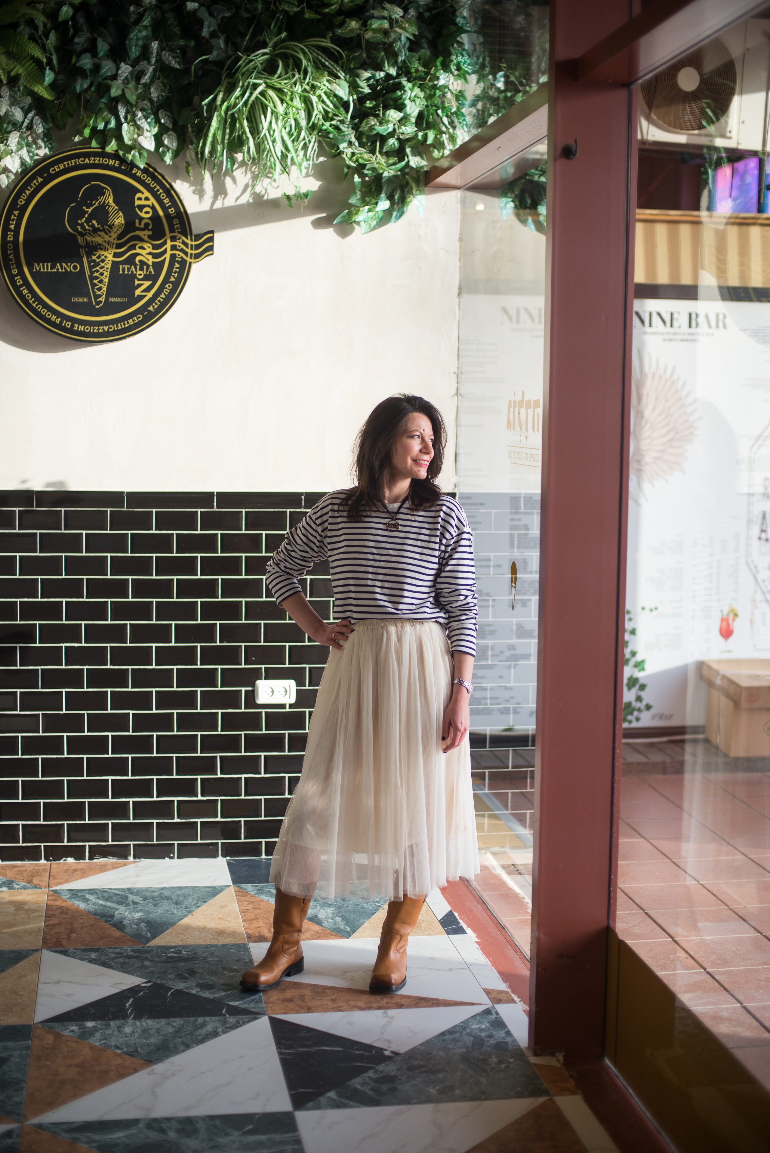 Организатор пространства — Лиза. Визуальный брендинг