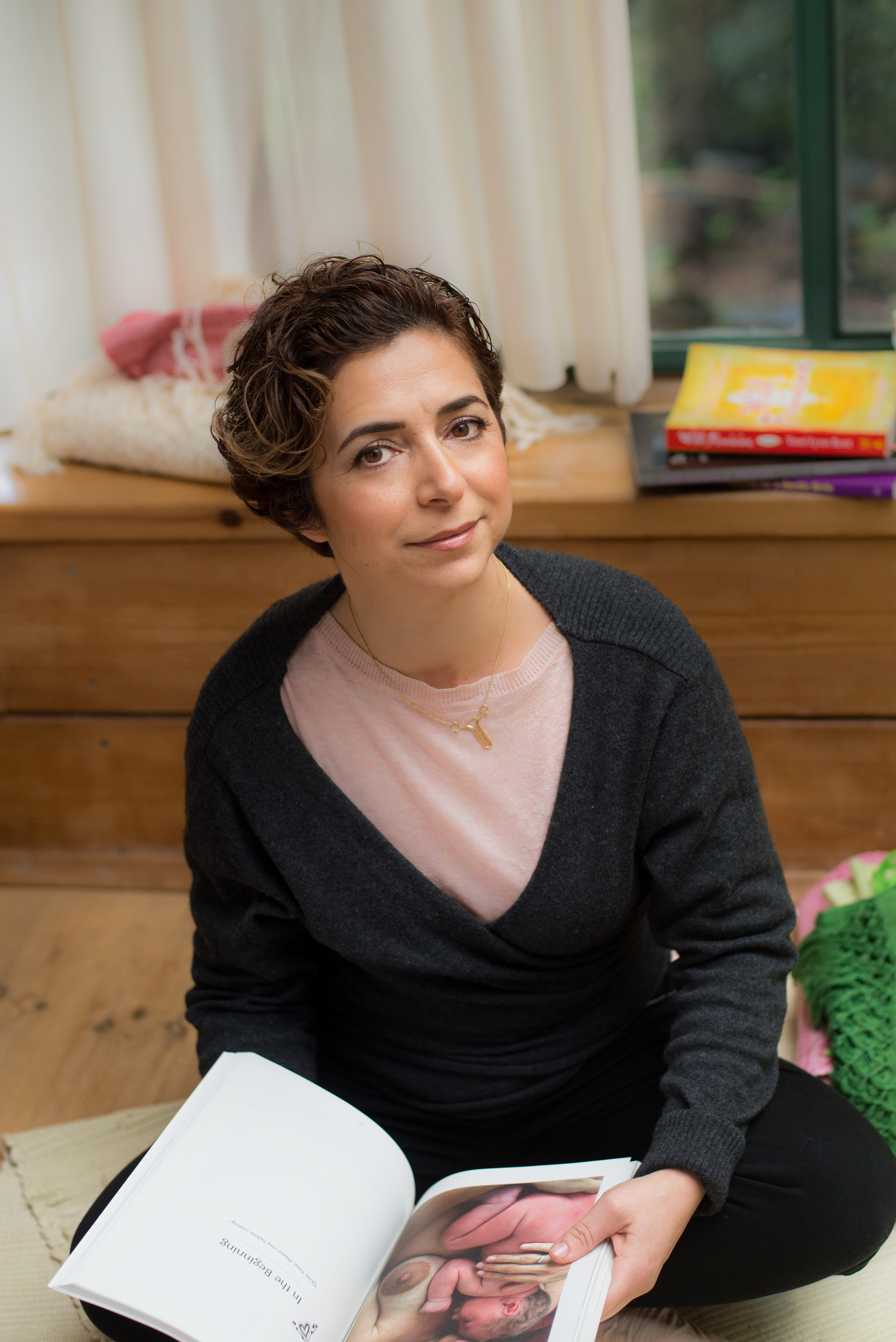 Массаж для женщин — Яна Теслер. Визуальный брендинг