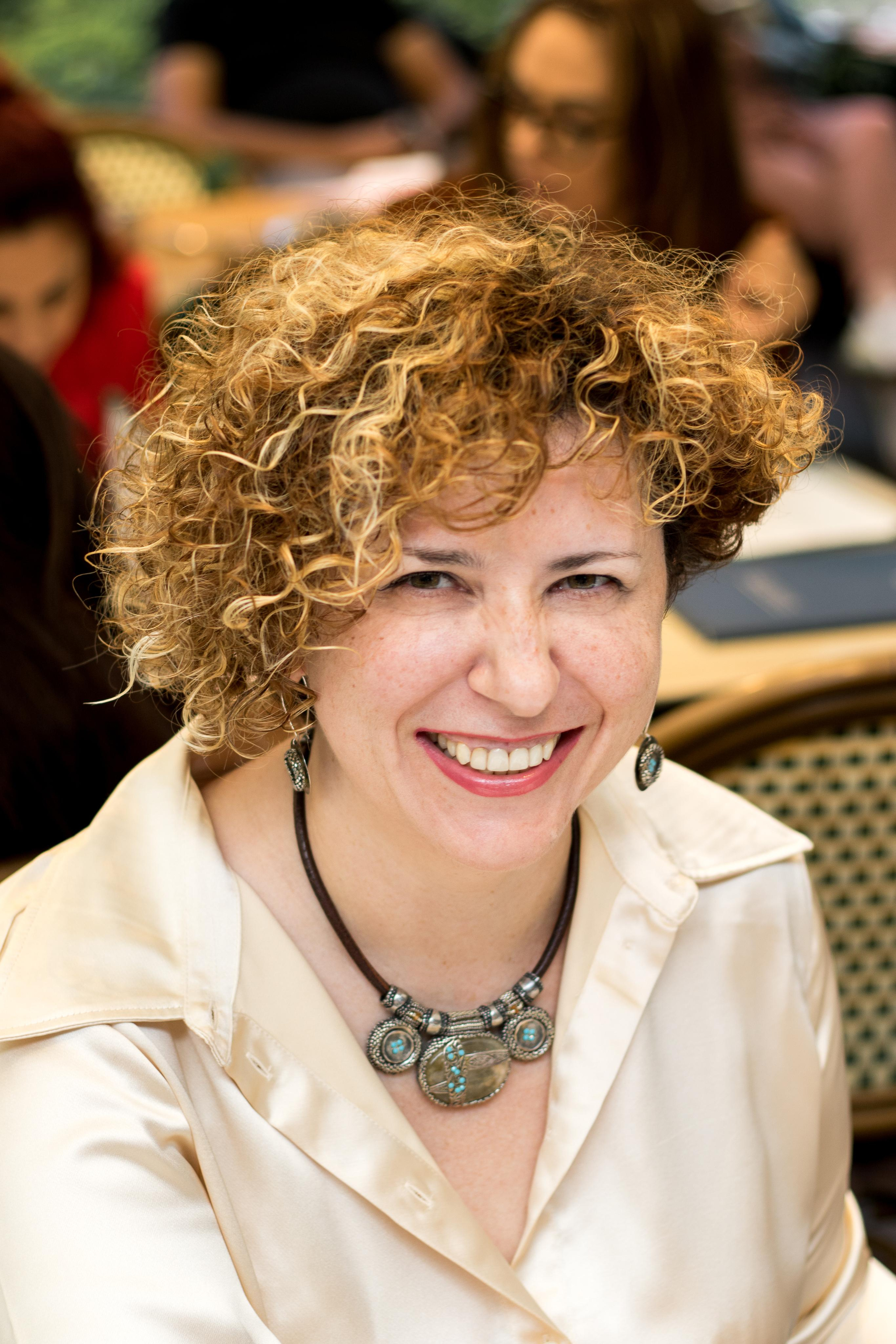 Анна Фруг. Визуальный брендинг