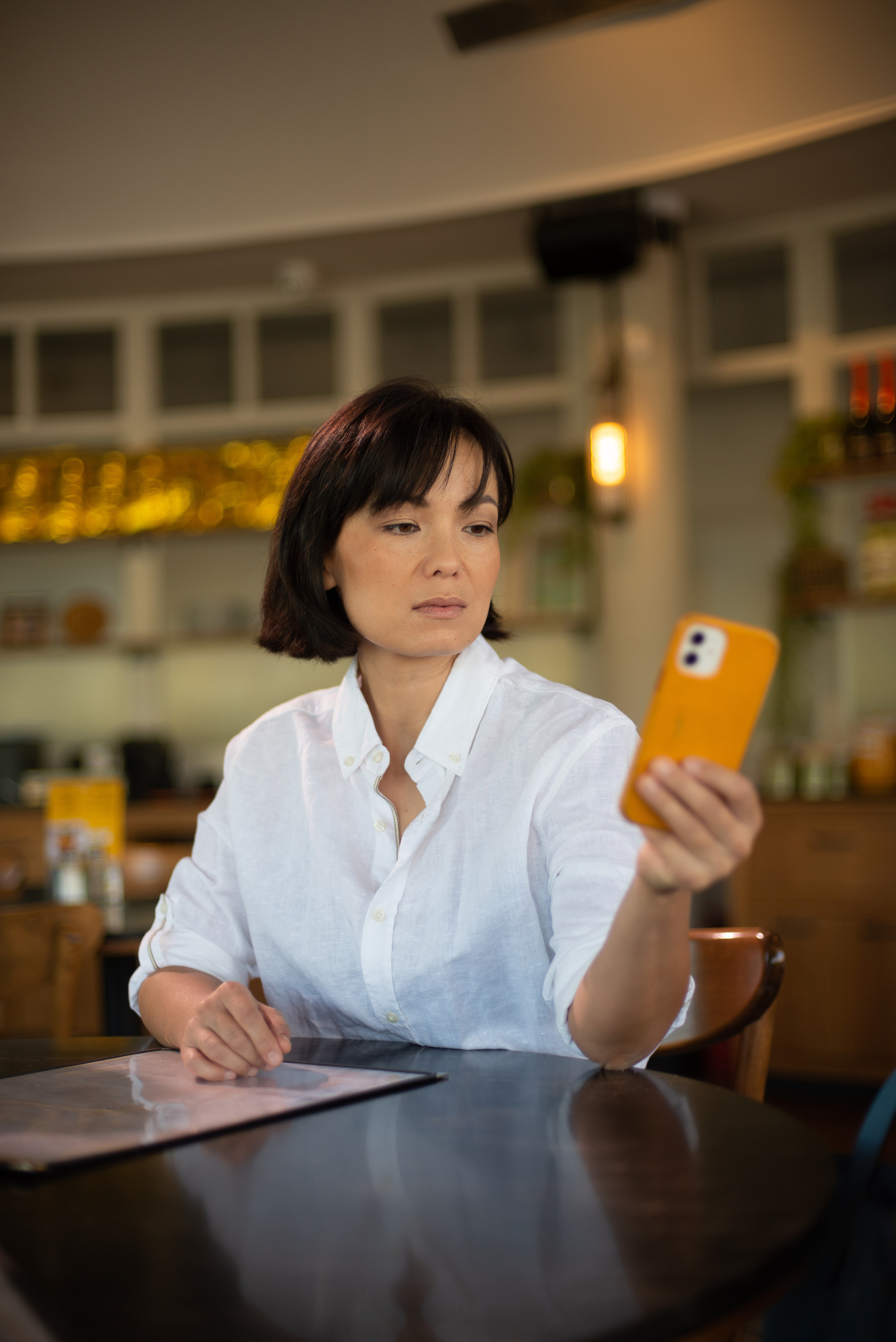 Массаж лица — Лена. Визуальный брендинг