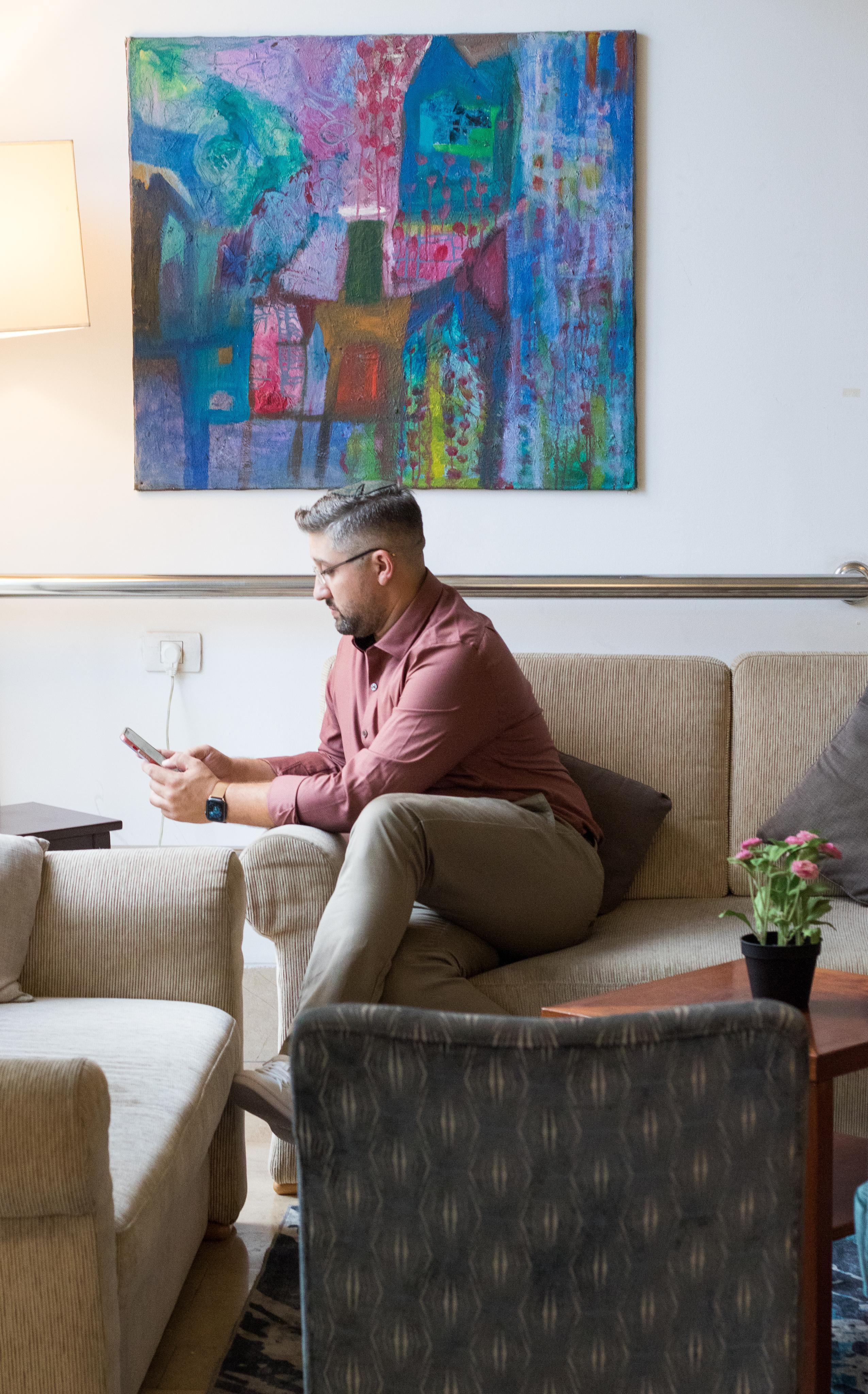 Раввин — Беньямин Минич. Визуальный брендинг