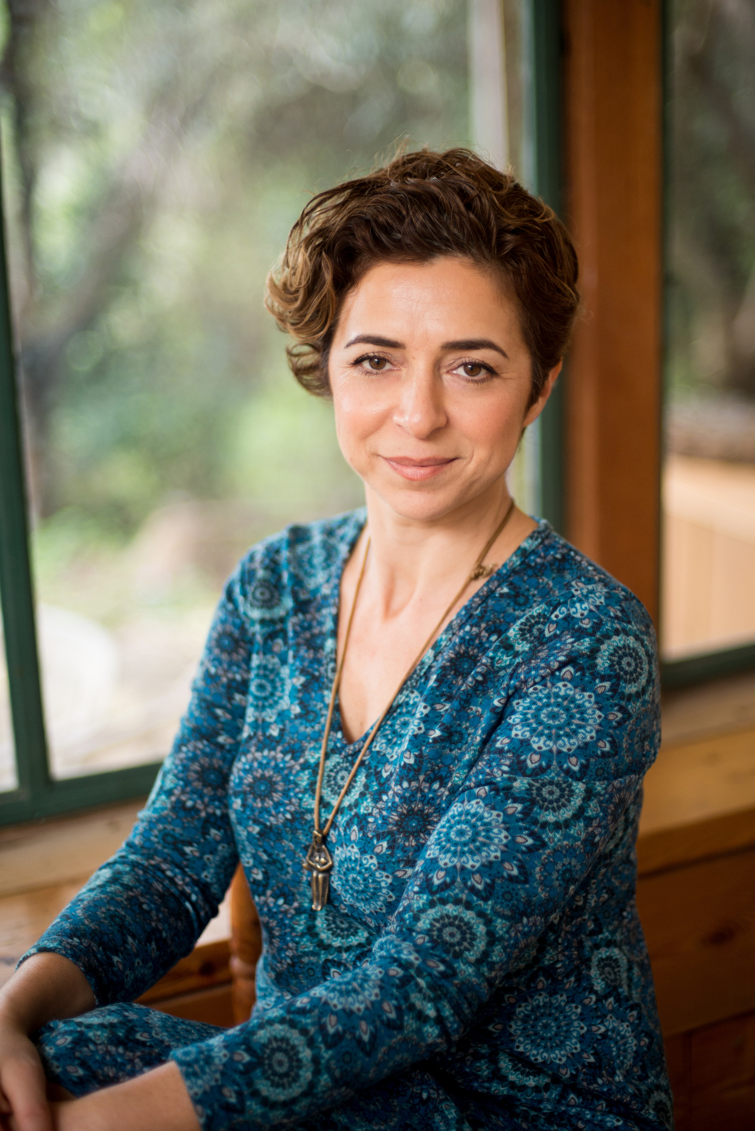 Массаж для женщин — Яна Теслер. Визуальный брендинг