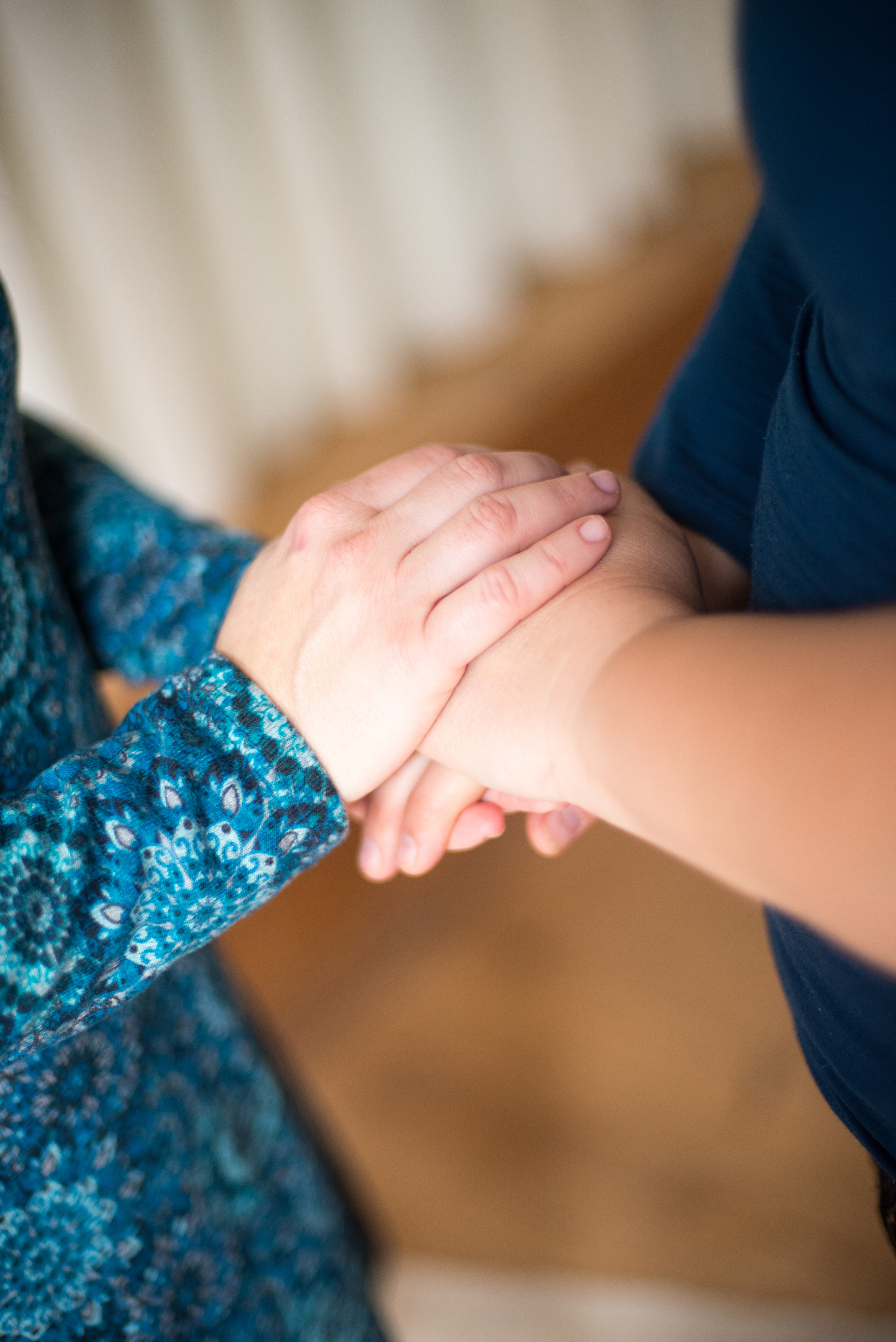 Массаж для женщин — Яна Теслер. Визуальный брендинг