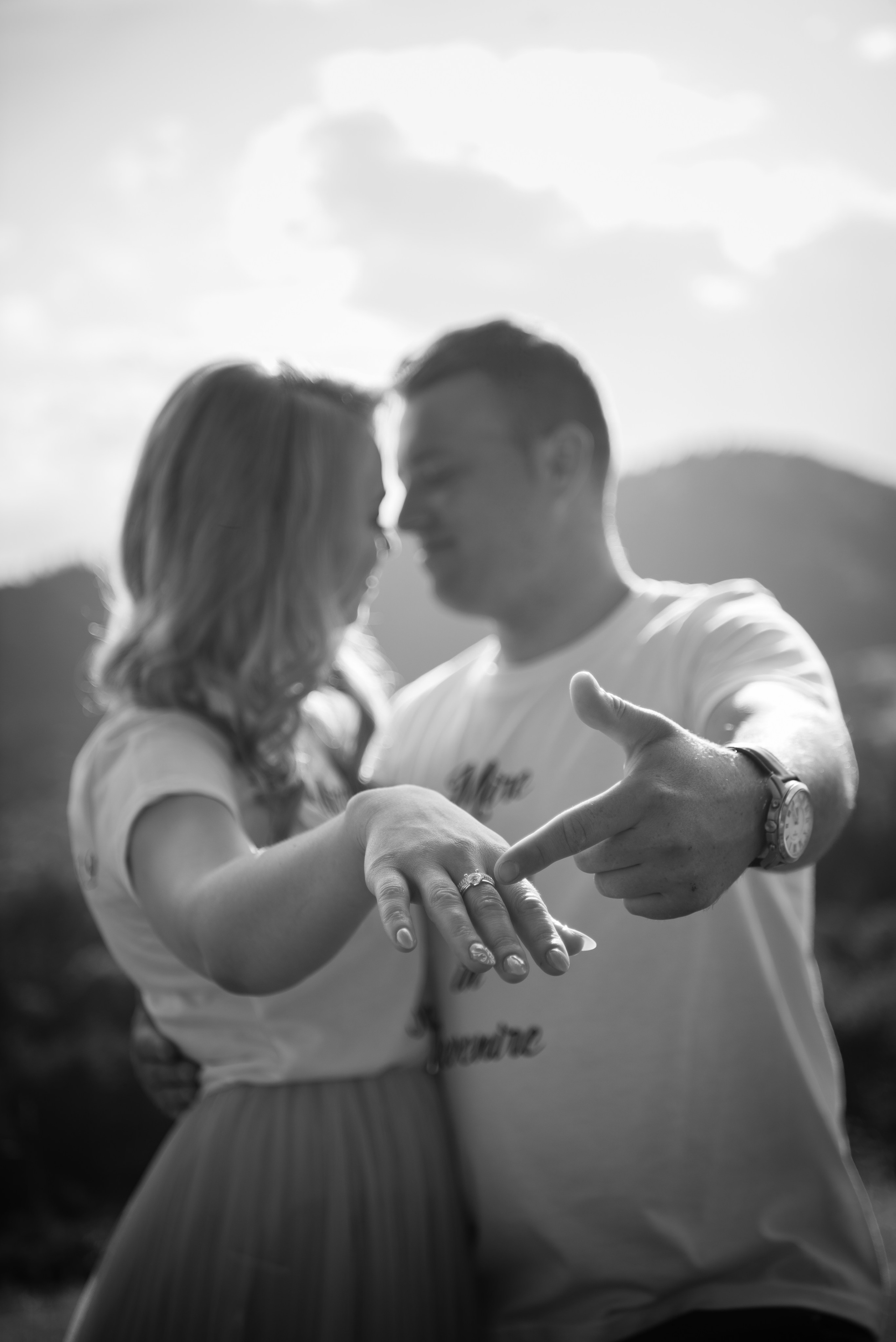 Save The Date – Emoție și anticipare. Fotograf de nuntă, corporate, botezuri, majorate și aniversări Roman, Lucaci Cornel