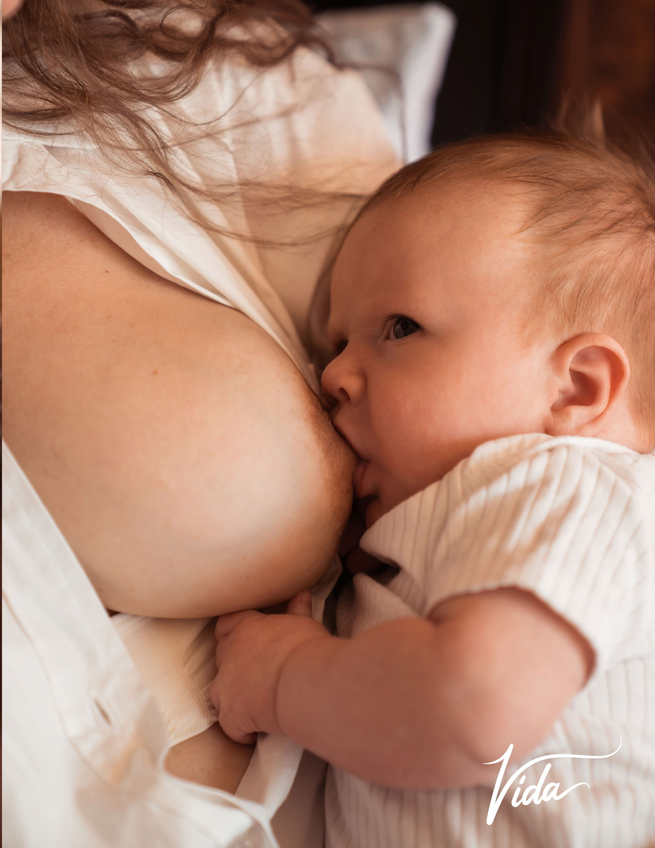 Vida magazine. Issue June'24 “Motherhood”. Wedding & elopement photographer Viktoriya Kravtsov. Las Vegas