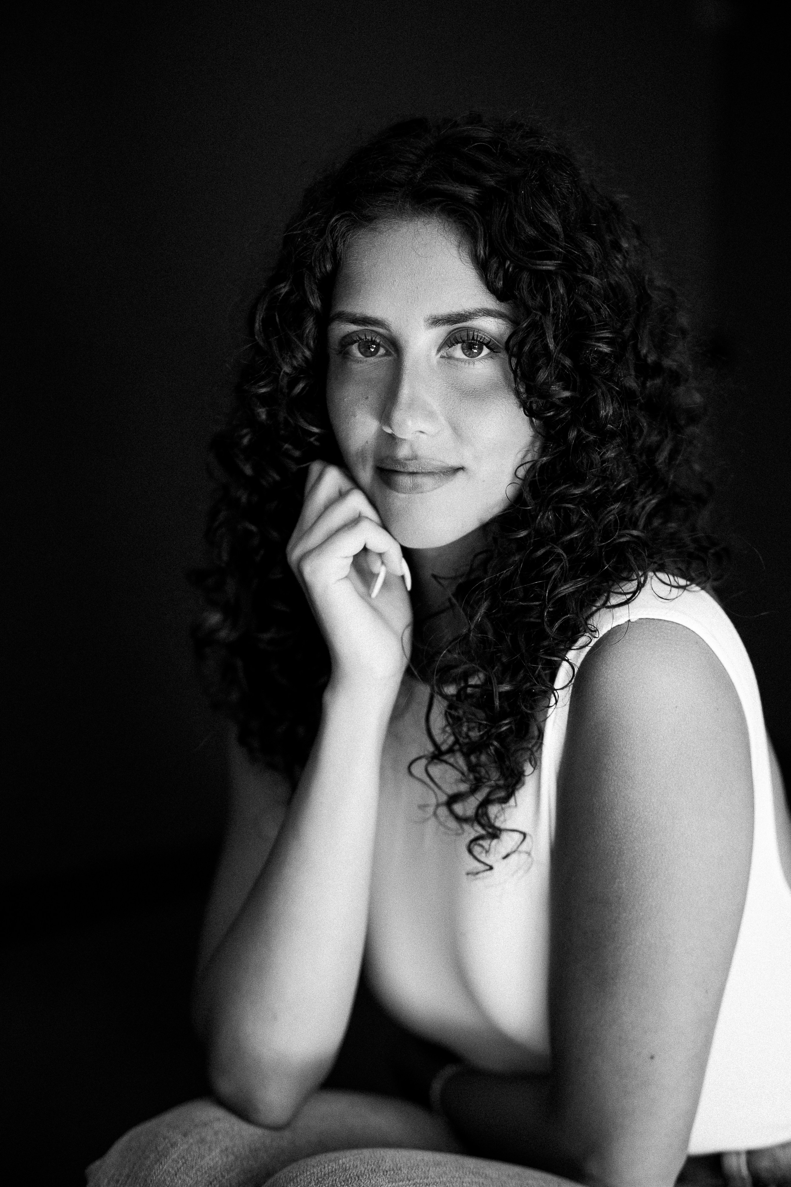 J. Rawnoir- Portrait photography by Daria Paliy.Timeless black&white portraits of women in NYC area