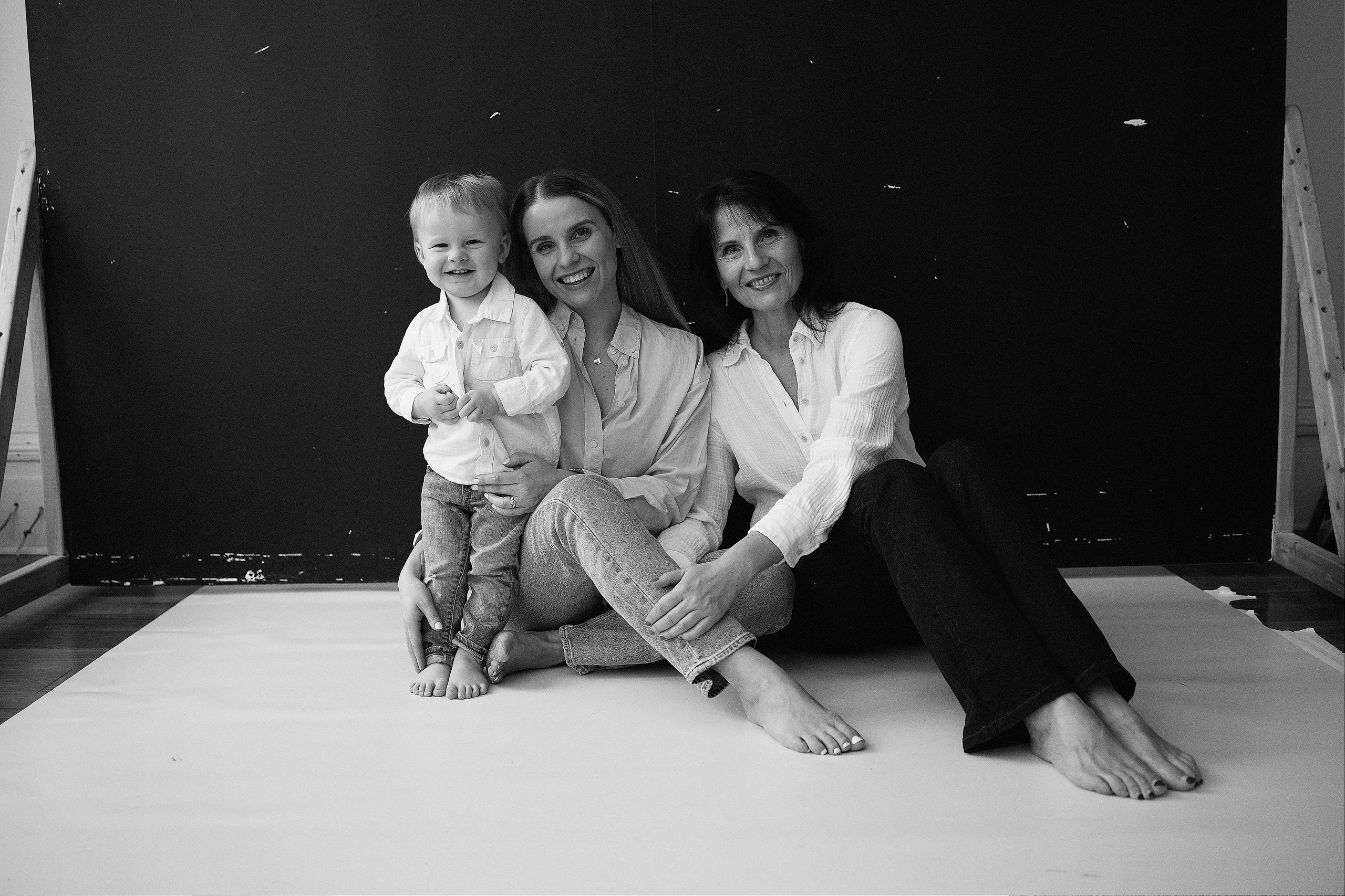 K. Rawnoir- Portrait photography by Daria Paliy.Timeless black&white portraits of women in NYC area