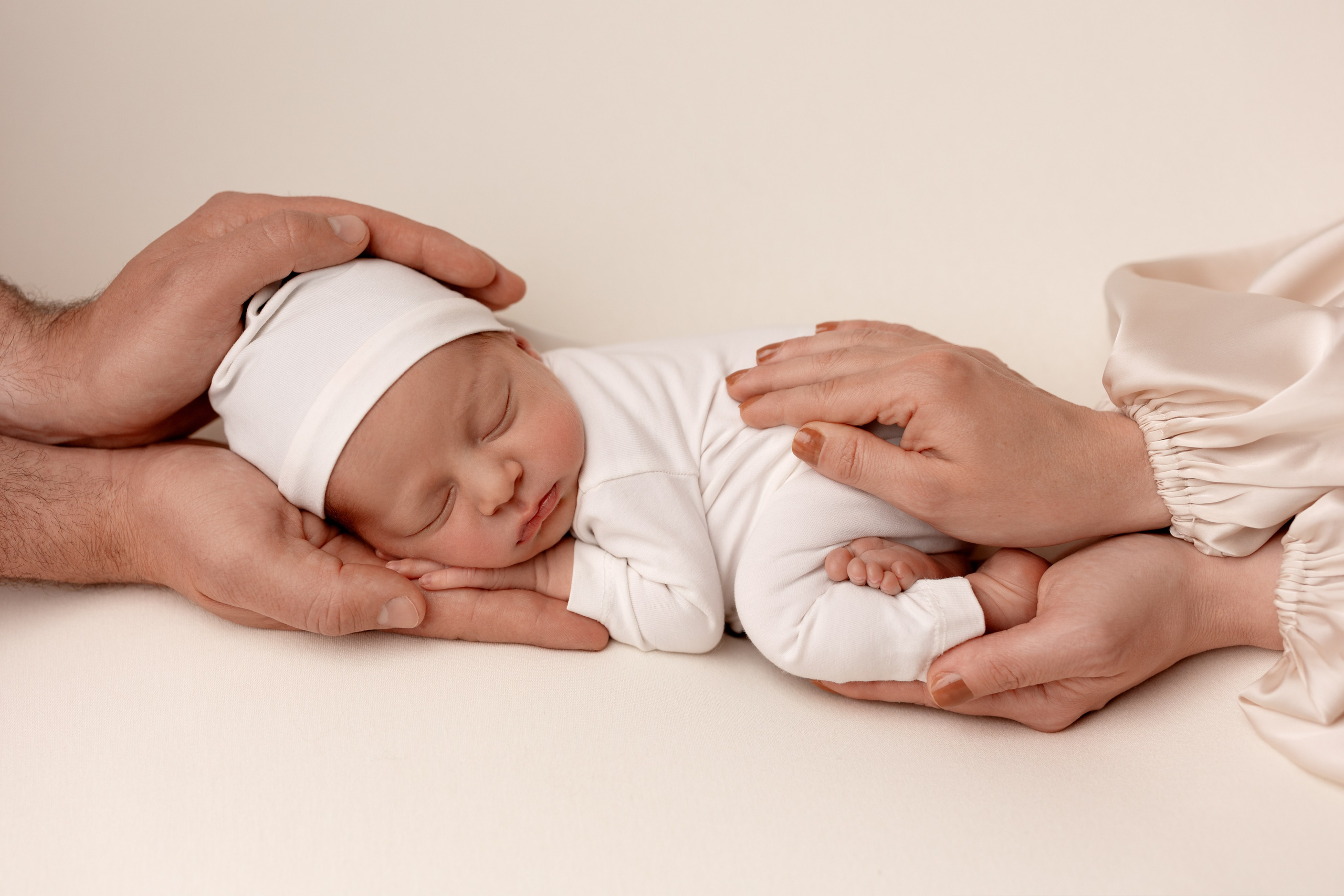 LEONARDO NEWBORN. Yulisphotography Ravenna - Fotografo Romagna // Fotografo Gravidanza