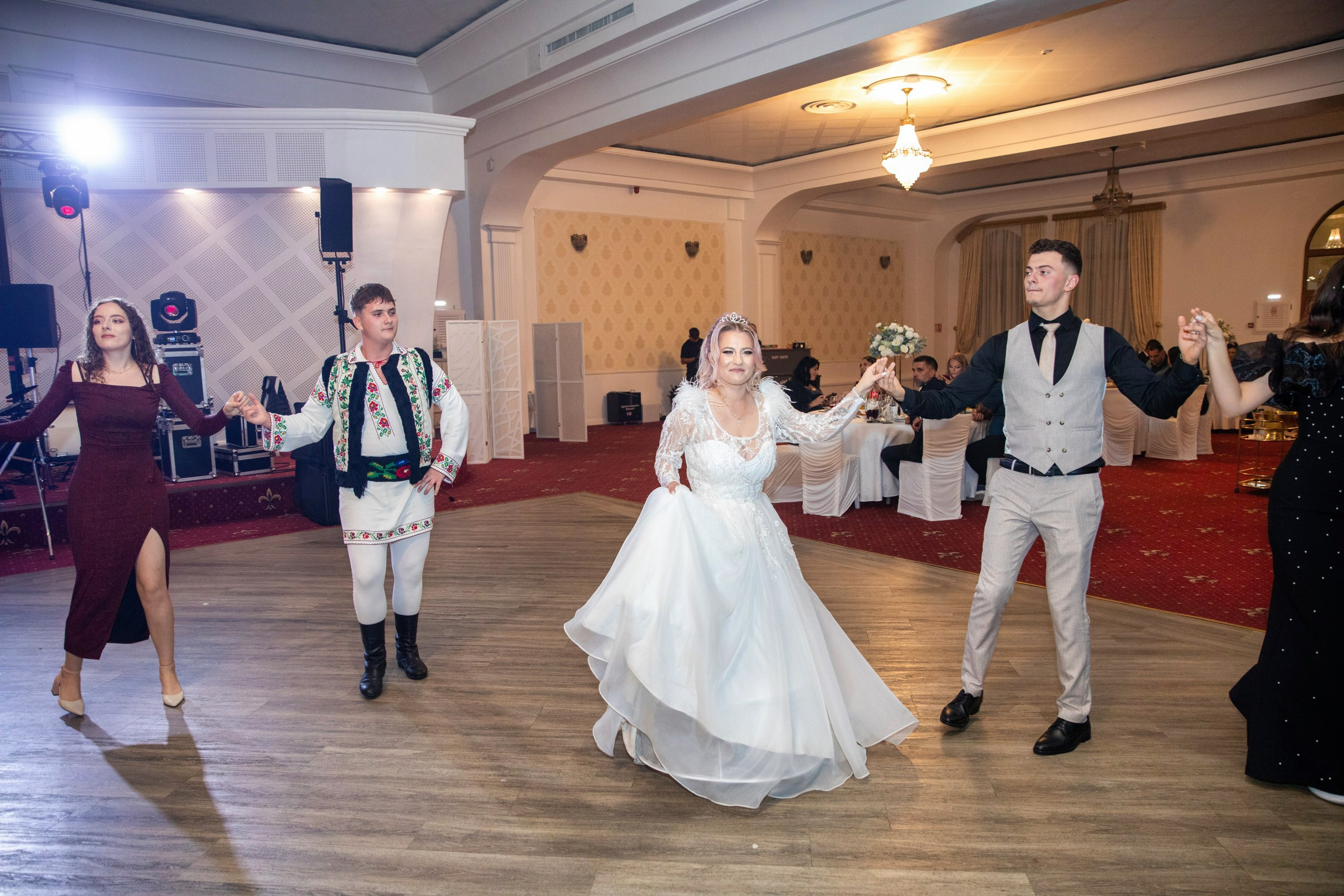 Andrei & Oana – Fotograf Nuntă Botoșani | Alin Chirilă – Povestitor prin Fotografie