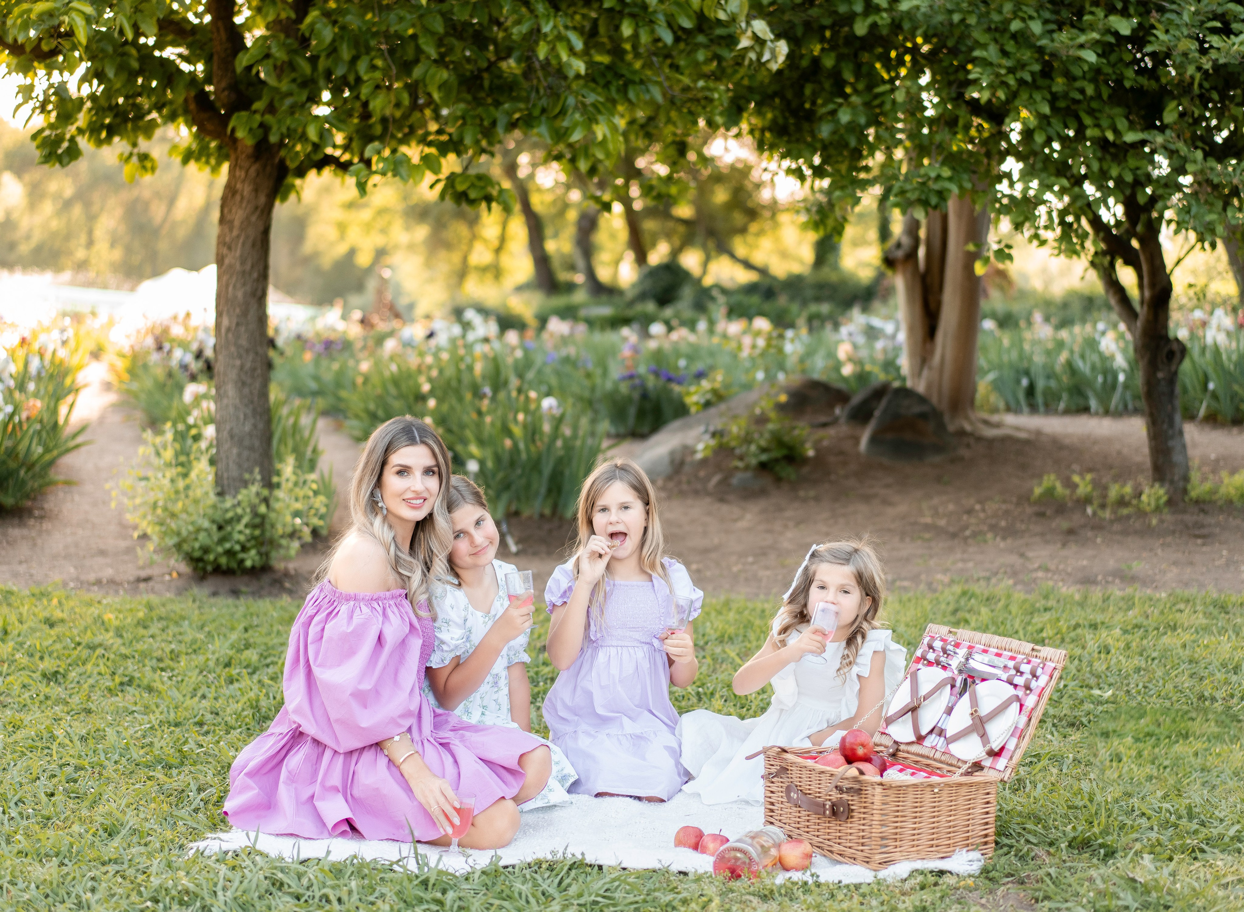 Beshta family. Family photographer in Sacramento | Sofia Pavenko