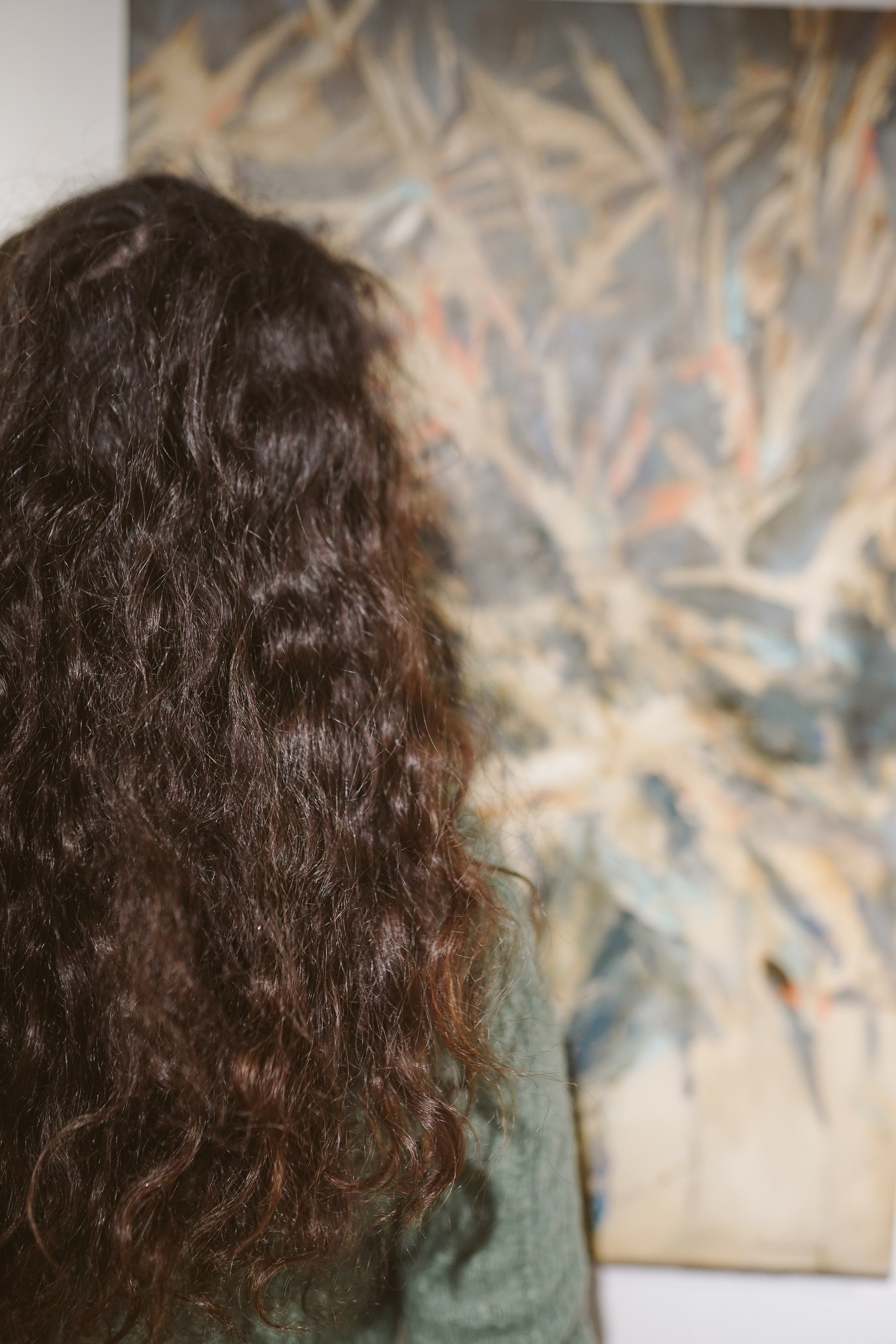 Expoziție Foto Maternitate Brașov | Mădălina Beda. Madalina Beda- Artist vizual, fotograf, doula la nastere, consultant babywearing Brasov si in toata tara