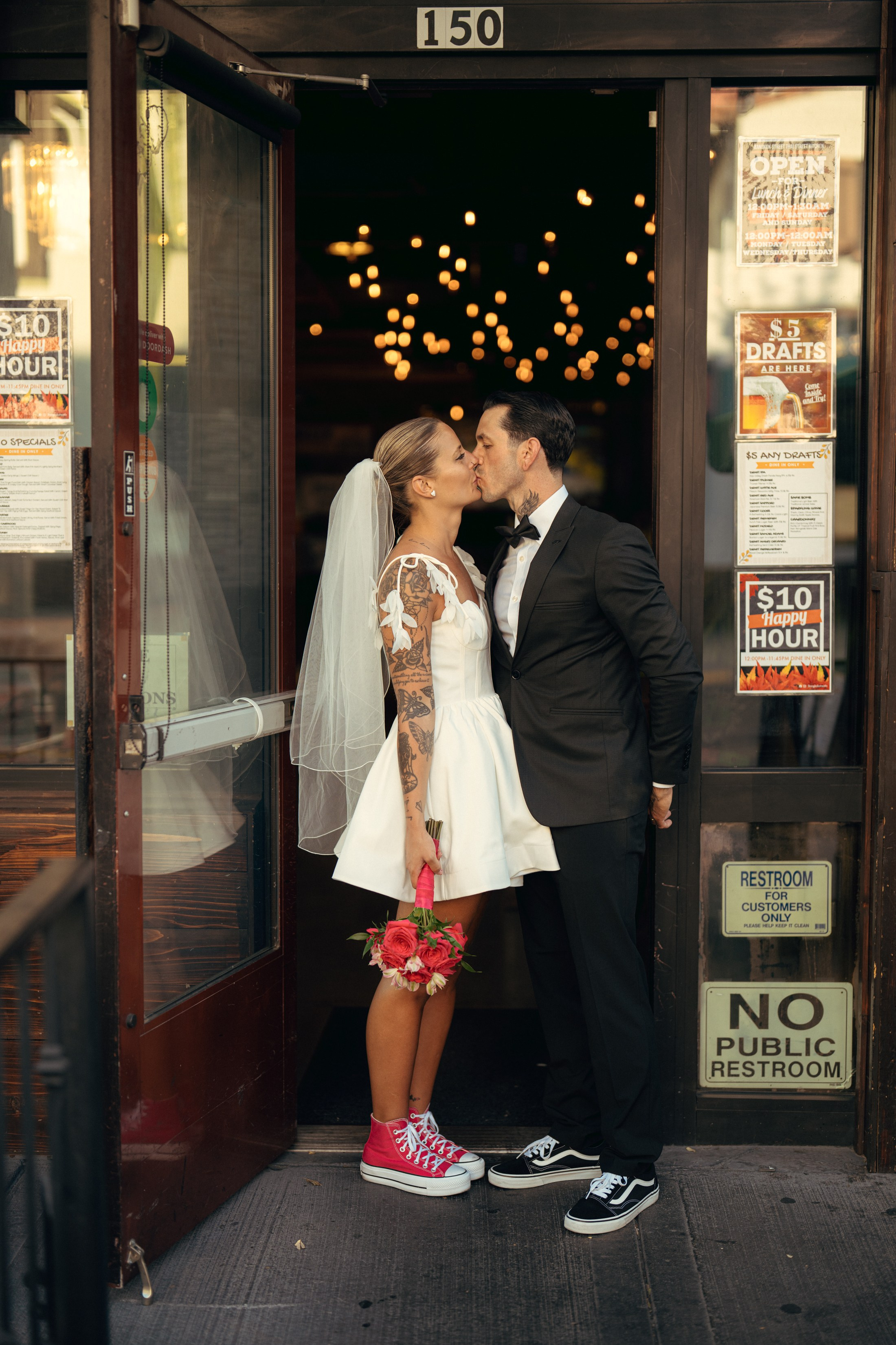 Klara&Marsel. Wedding & elopement photographer Viktoriya Kravtsov. Las Vegas