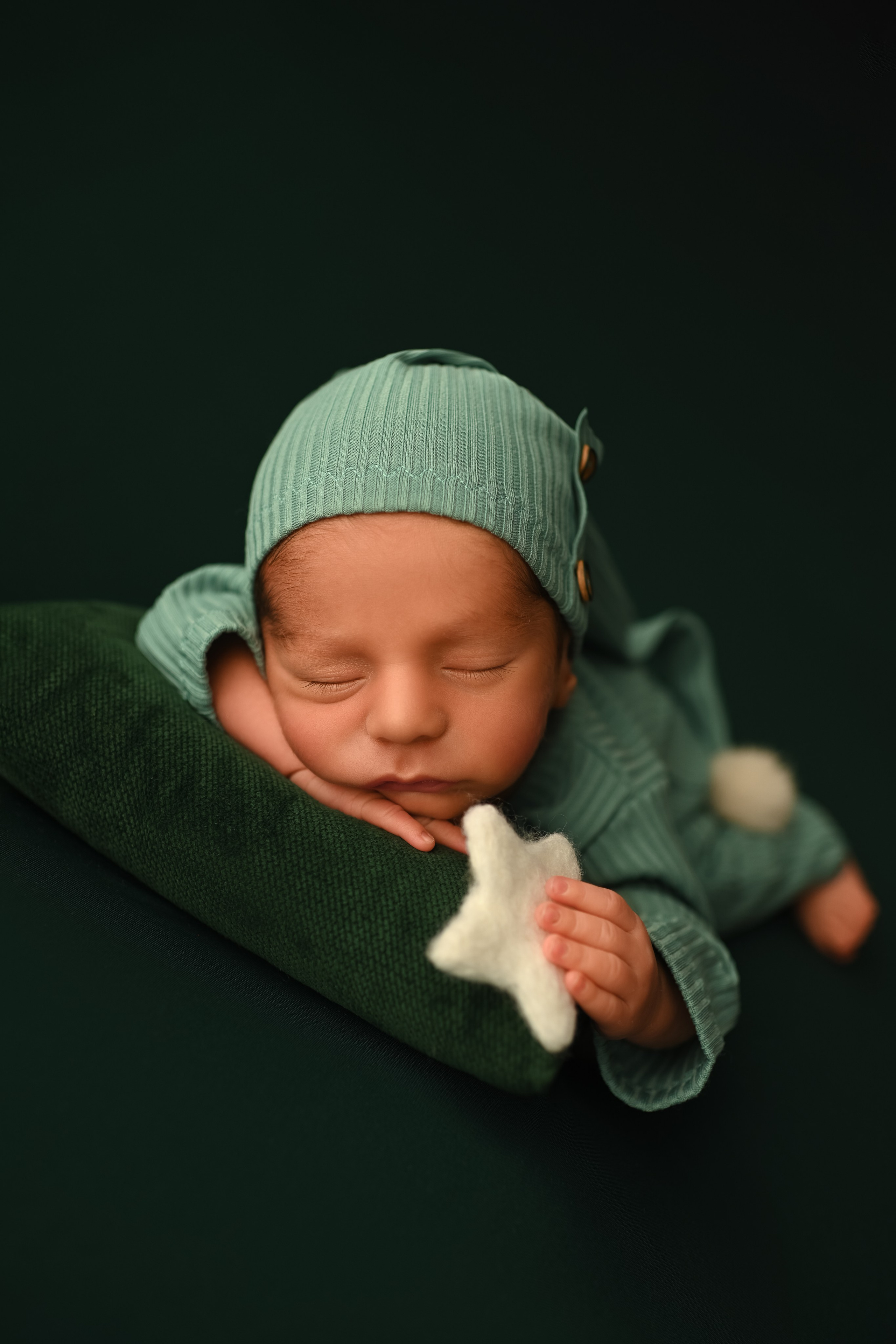 Neugeborenen Fotografie in Düren. Neugeborene, Baby Fotografin in Düren (NRW) - Vitalina Unruh