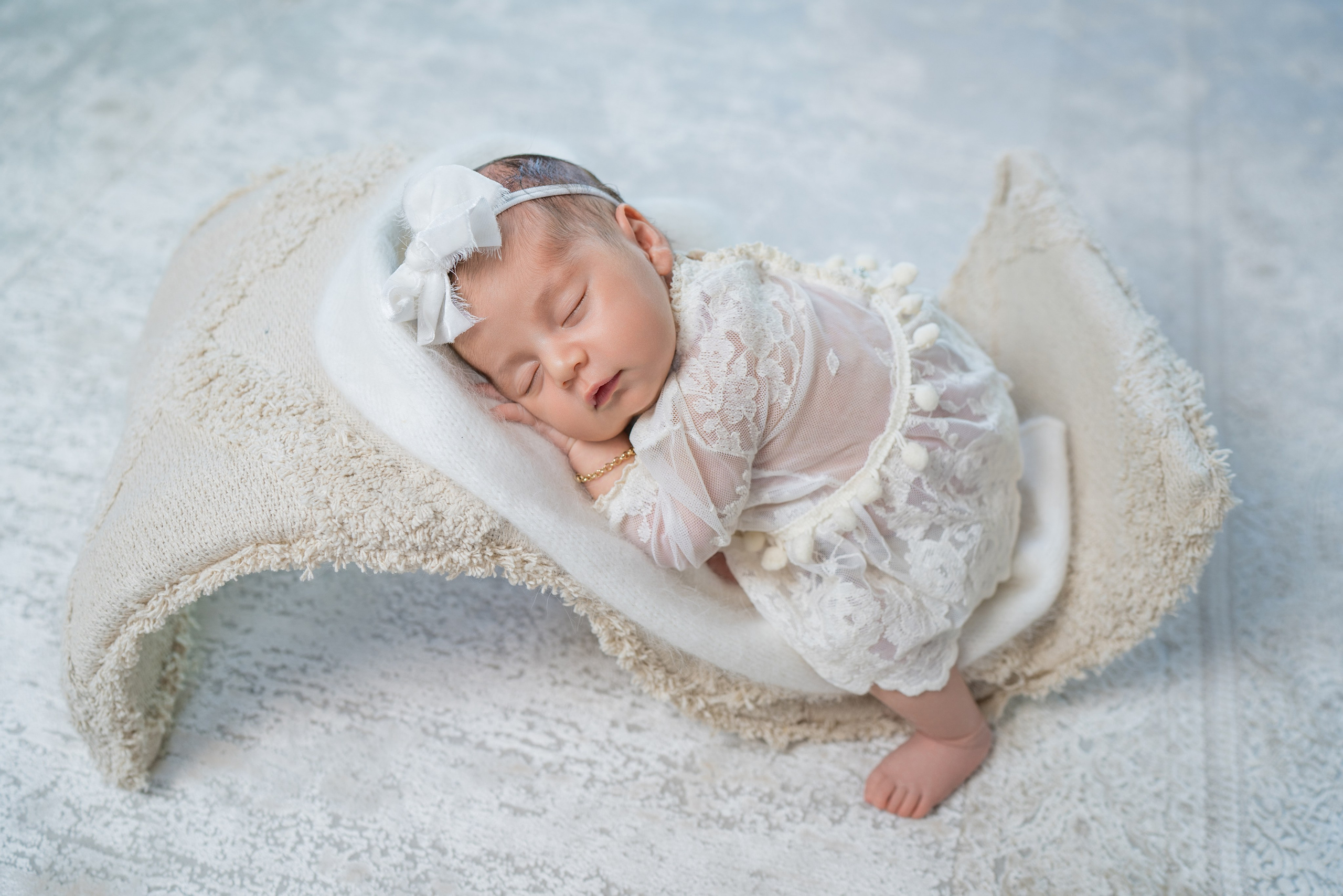 Newborn studio. Bébé Newborn Photographer in Copenhagen