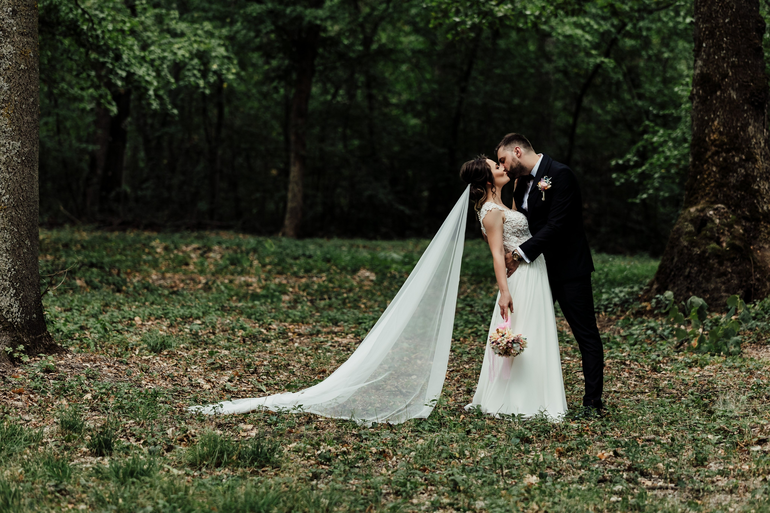Virginia & Danut. Fotograf de Nunta Focsani
