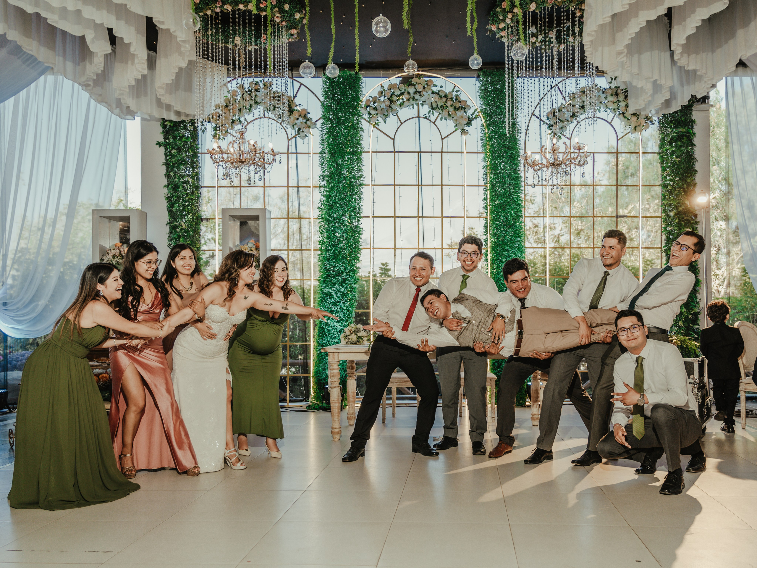 CARLA Y MARIO BODA RELIGIOSA. Studio KVTA | Fotografía y Video de Bodas en Arequipa