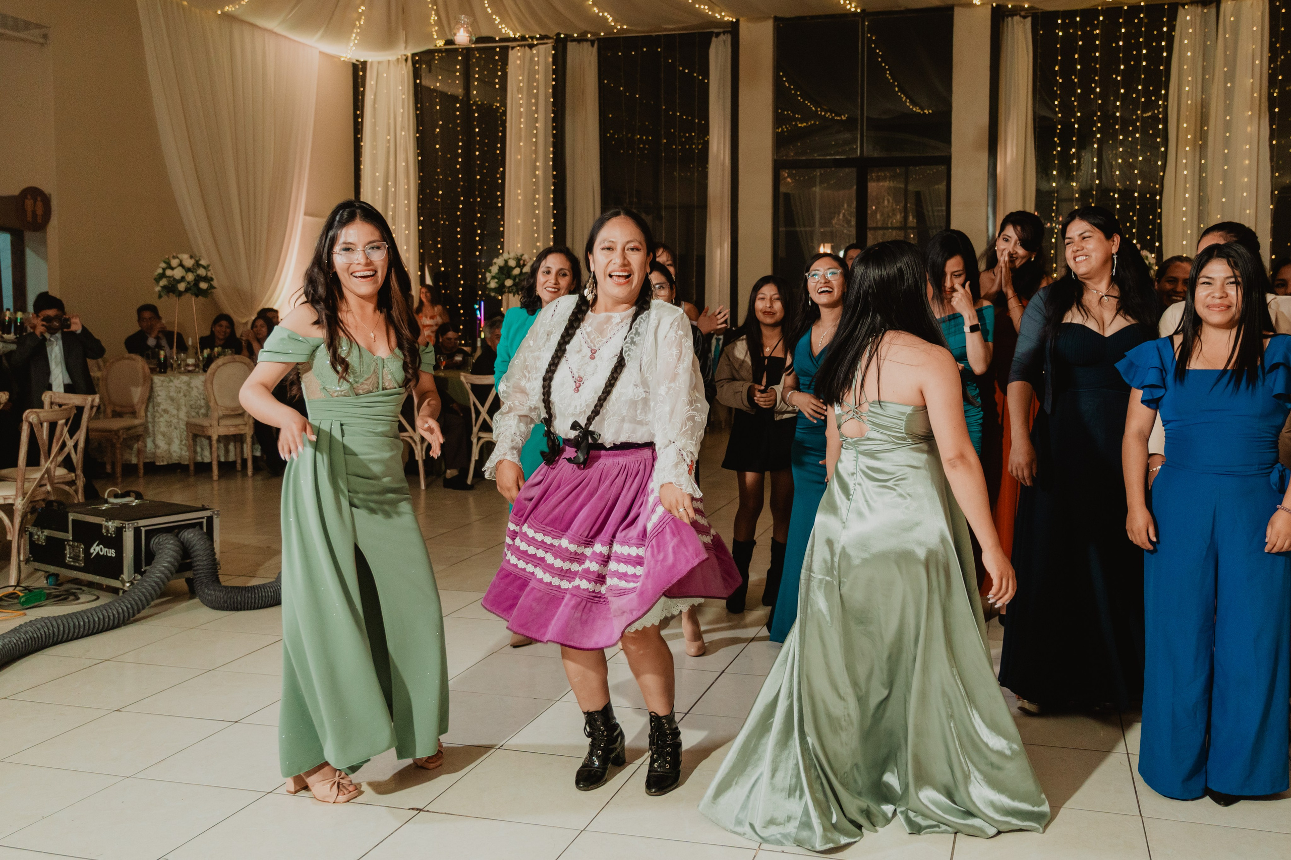 FERNANDO + MARIBEL | BODA RELIGIOSA. Studio KVTA | Fotografía y Video de Bodas en Arequipa