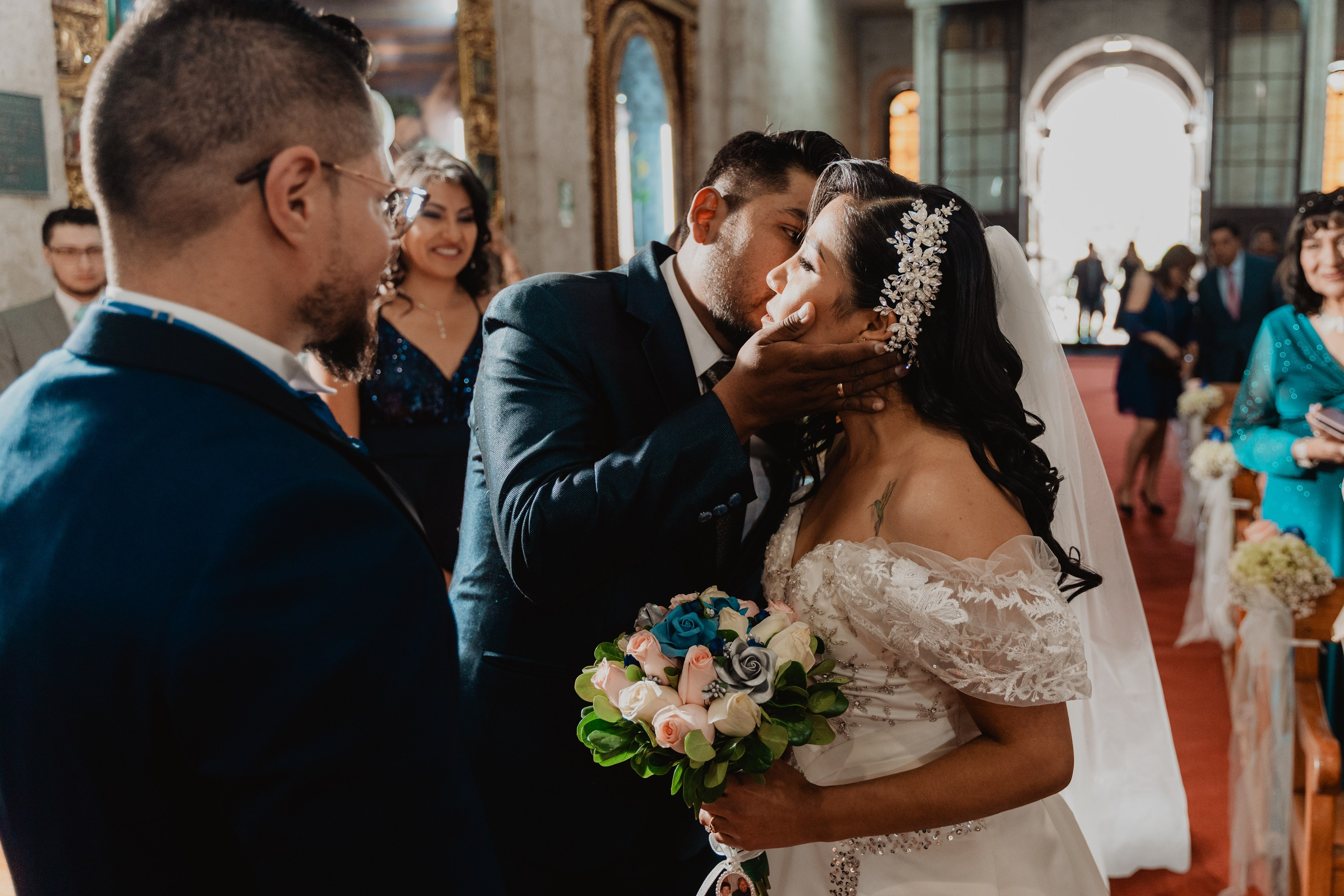 GABRIELA + JORGE | BODA CIVIL RELIGIOSA. Studio KVTA | Fotografía y Video de Bodas en Arequipa
