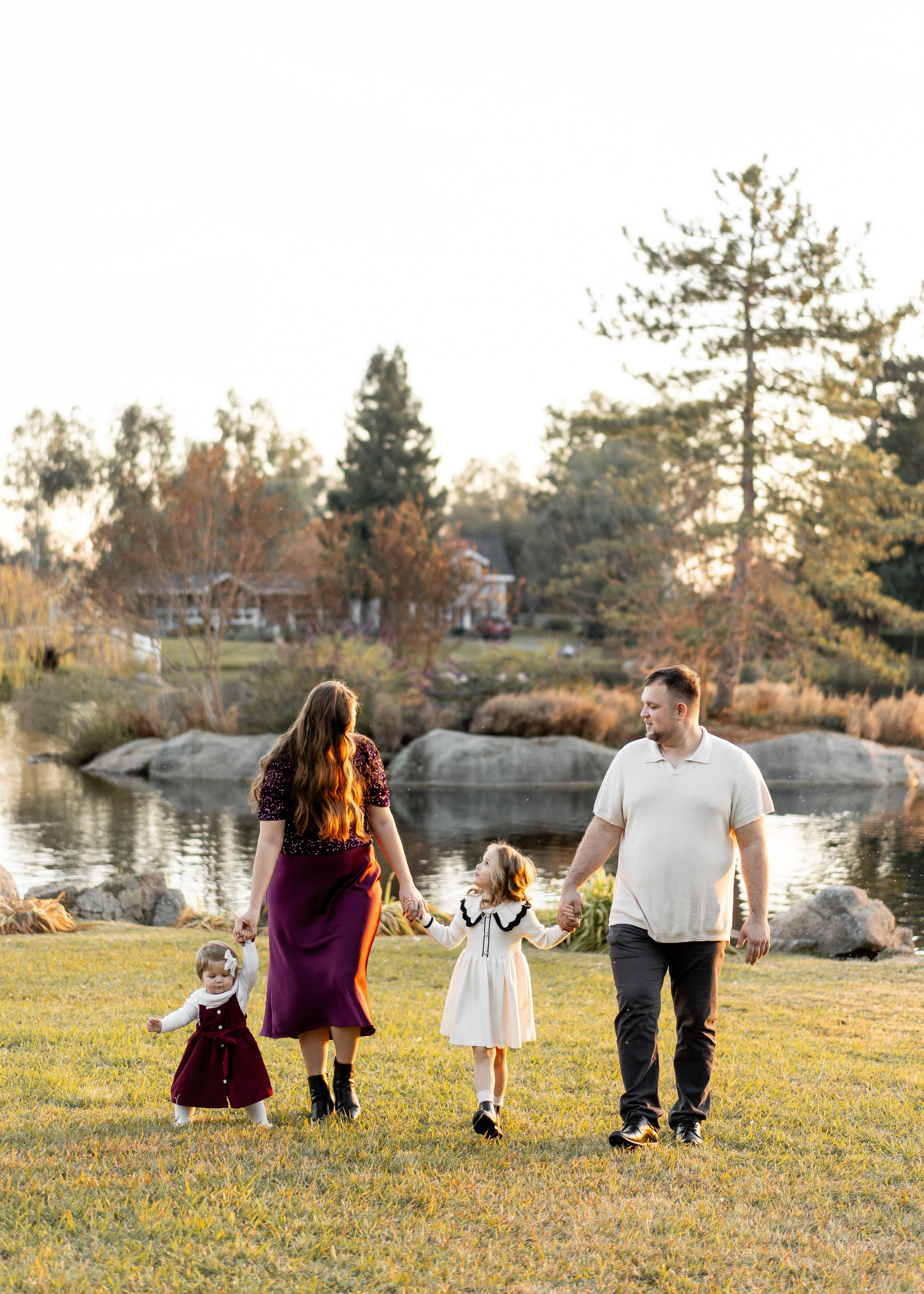 Klyushin family. Family photographer in Sacramento | Sofia Pavenko