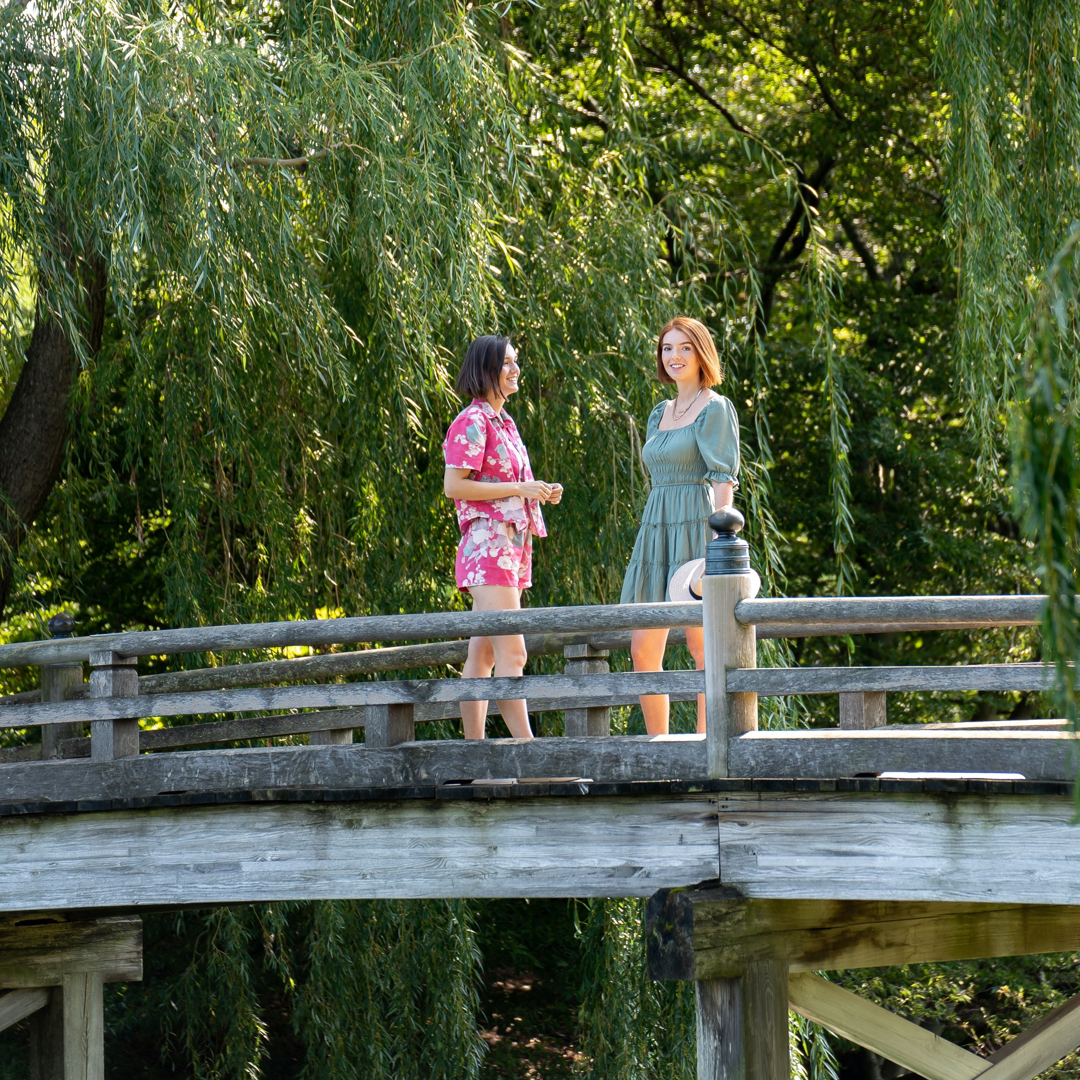 Photo Walk. Sisters. ARTIGO Igor Rudyi Art Photography