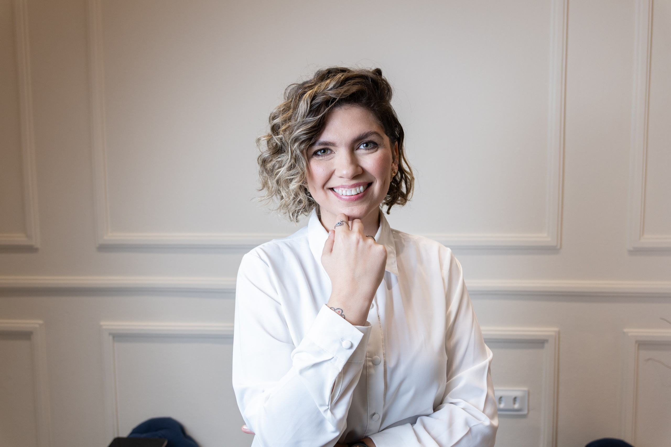 Carol Nader. Fotógrafo João Ouchi