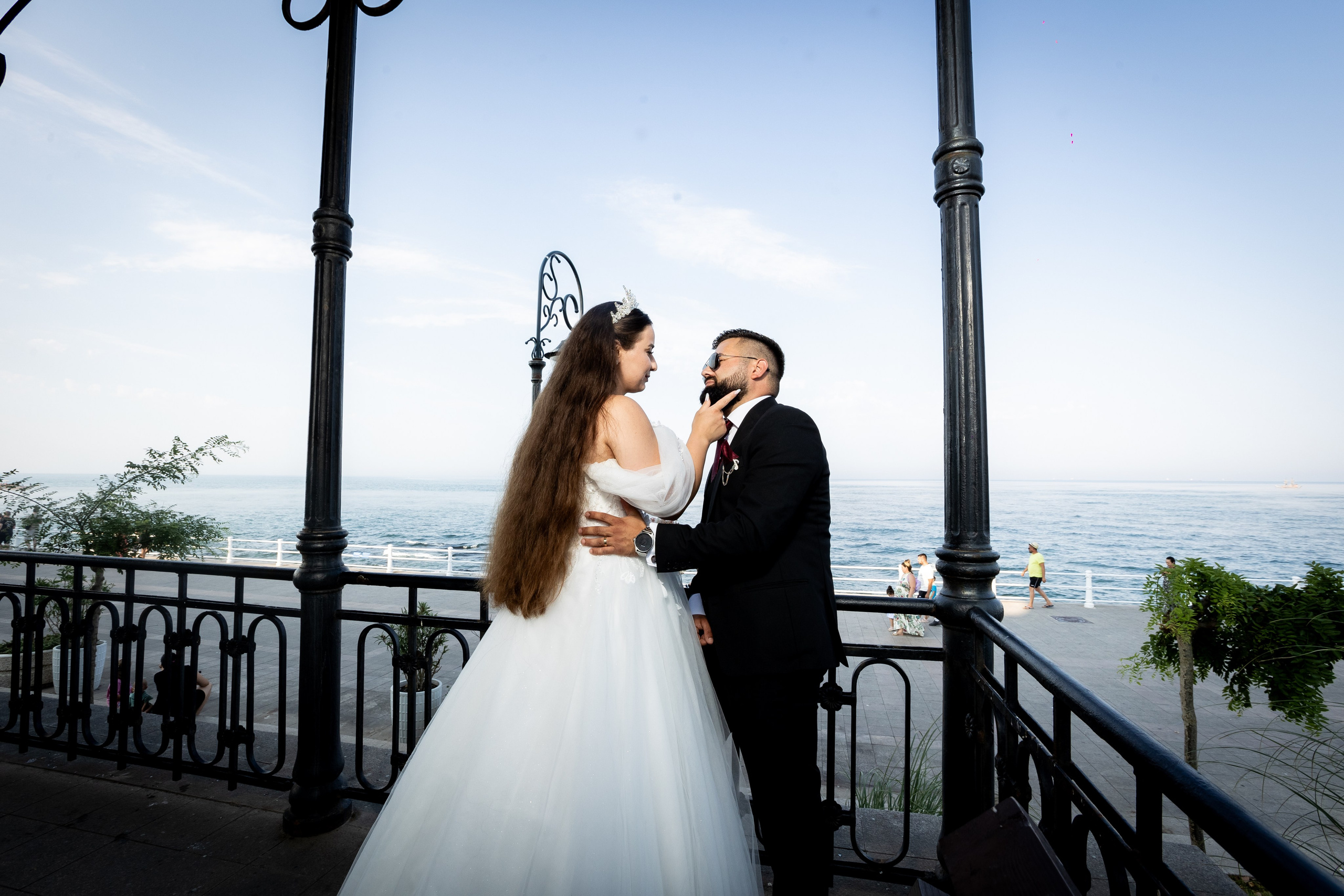 Andreea & Elvis Trash The Dress. MGS STUDIO