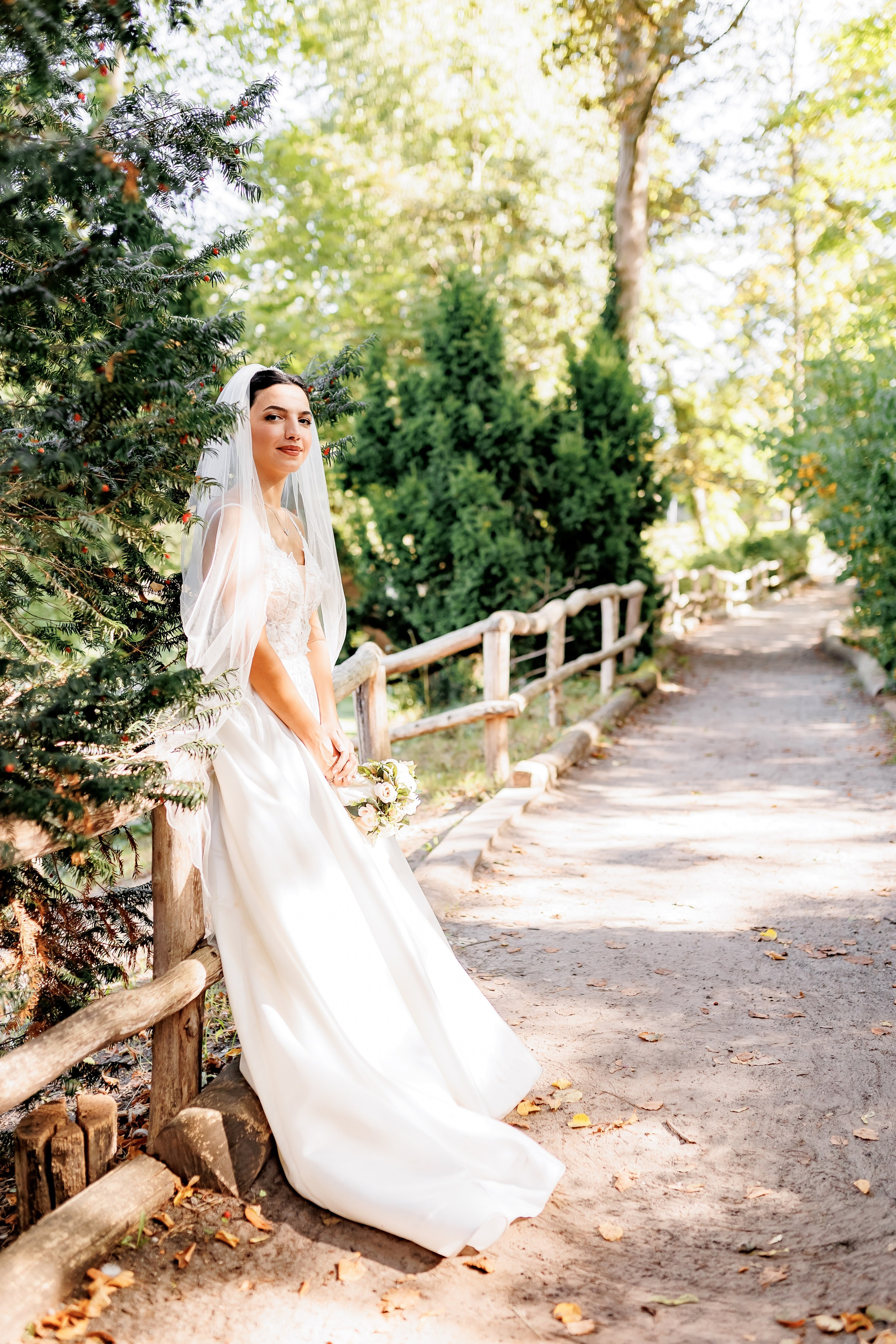 Intime Trauung im Aserbeidschanischen Konsulat. Hochzeitsfotografie in Berlin Nataliia Schütze