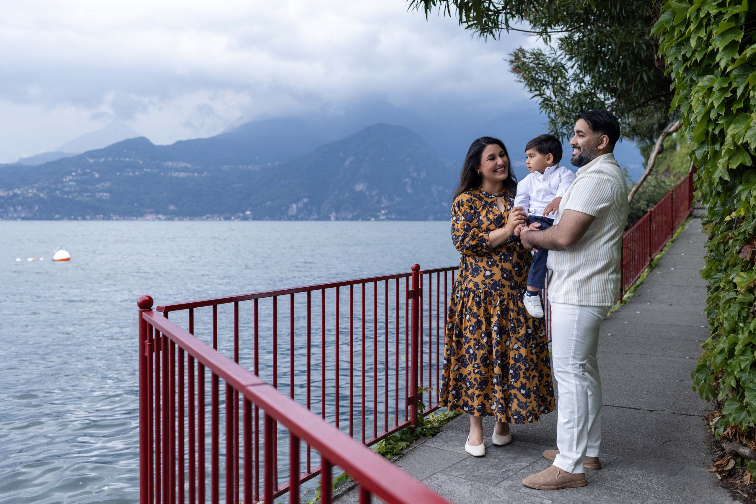 Family portraits. Photographer in Milan |Mila Pro Photo