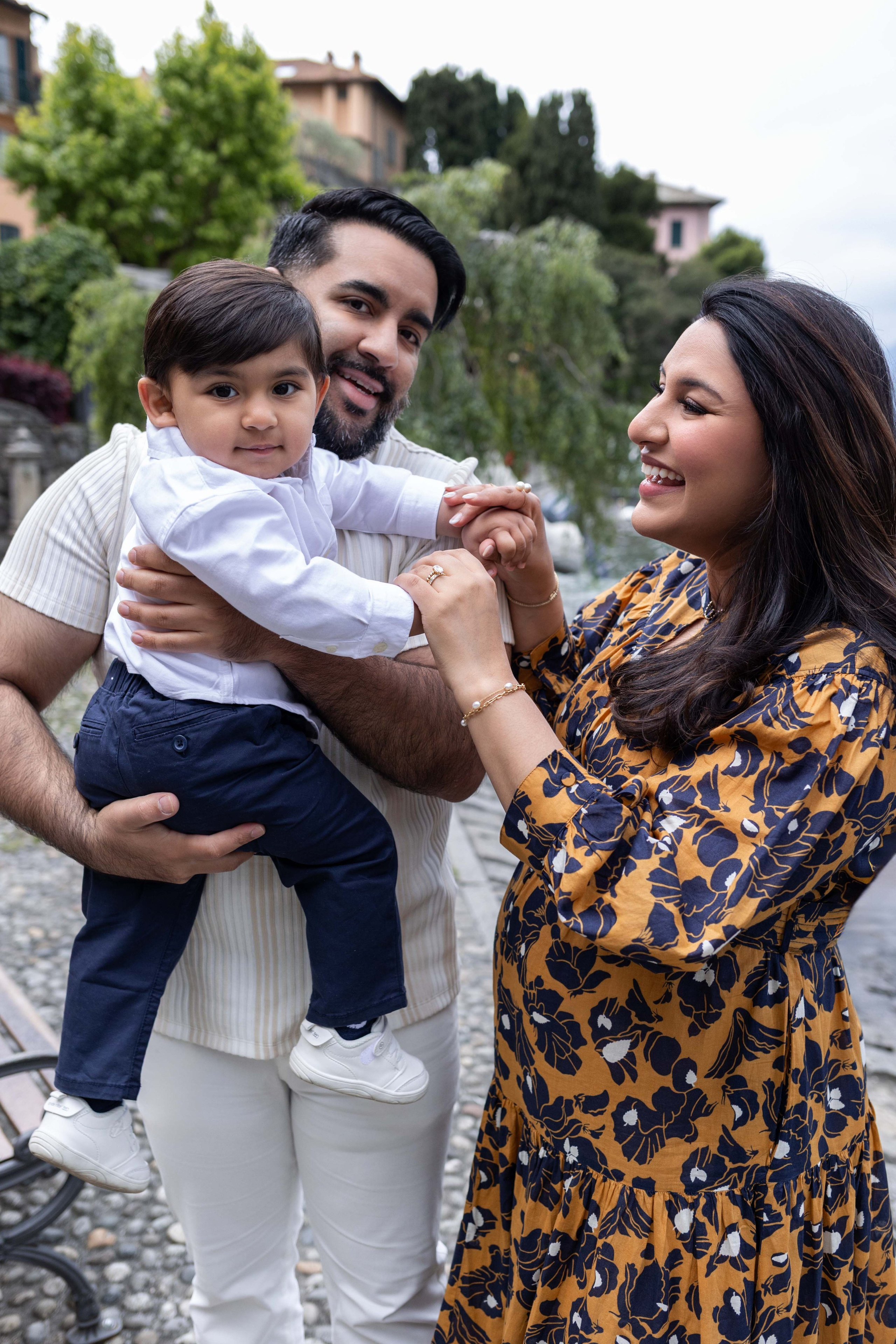 Family portraits. Photographer in Milan |Mila Pro Photo