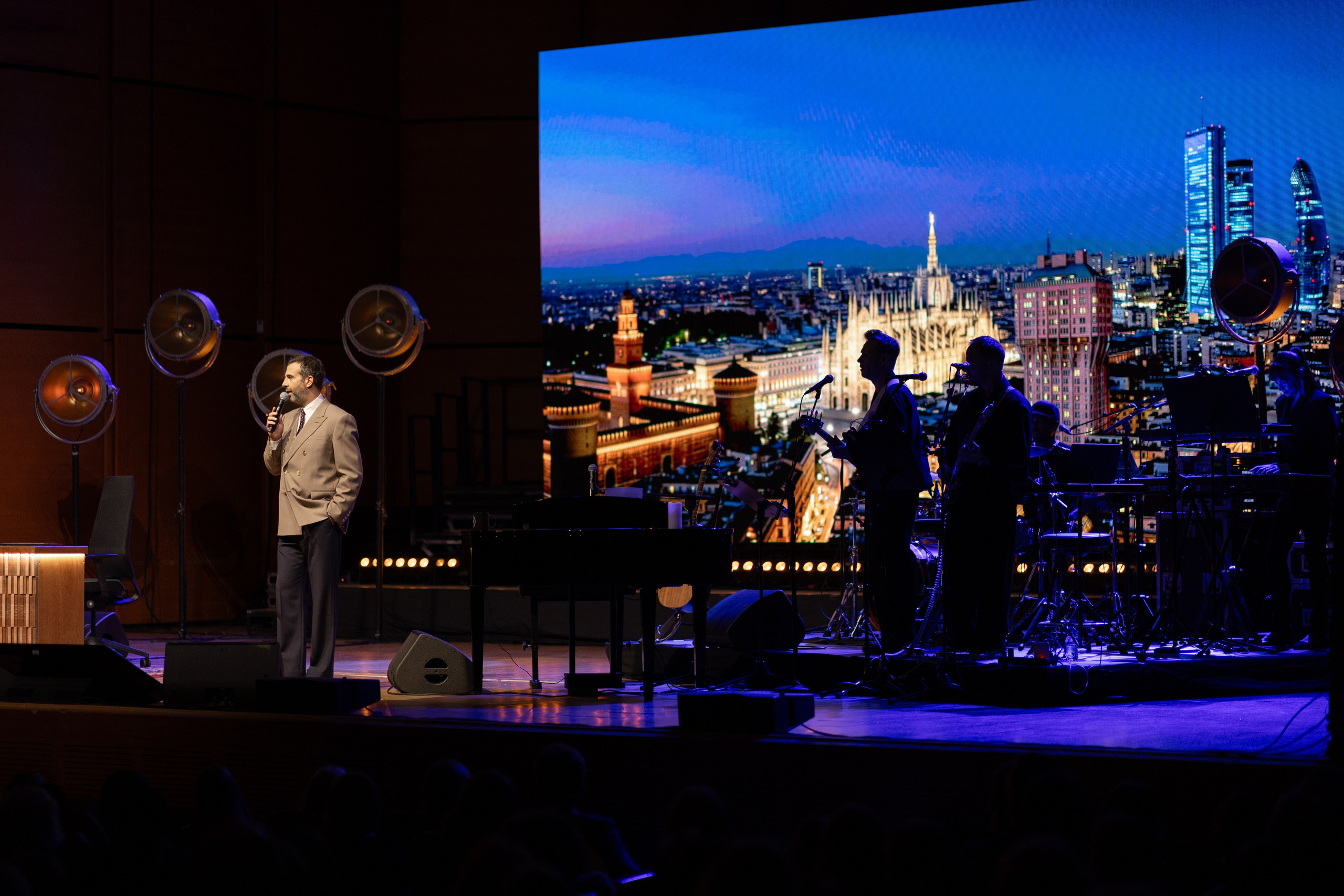 Urgant Live. Photographer in Milan |Mila Pro Photo
