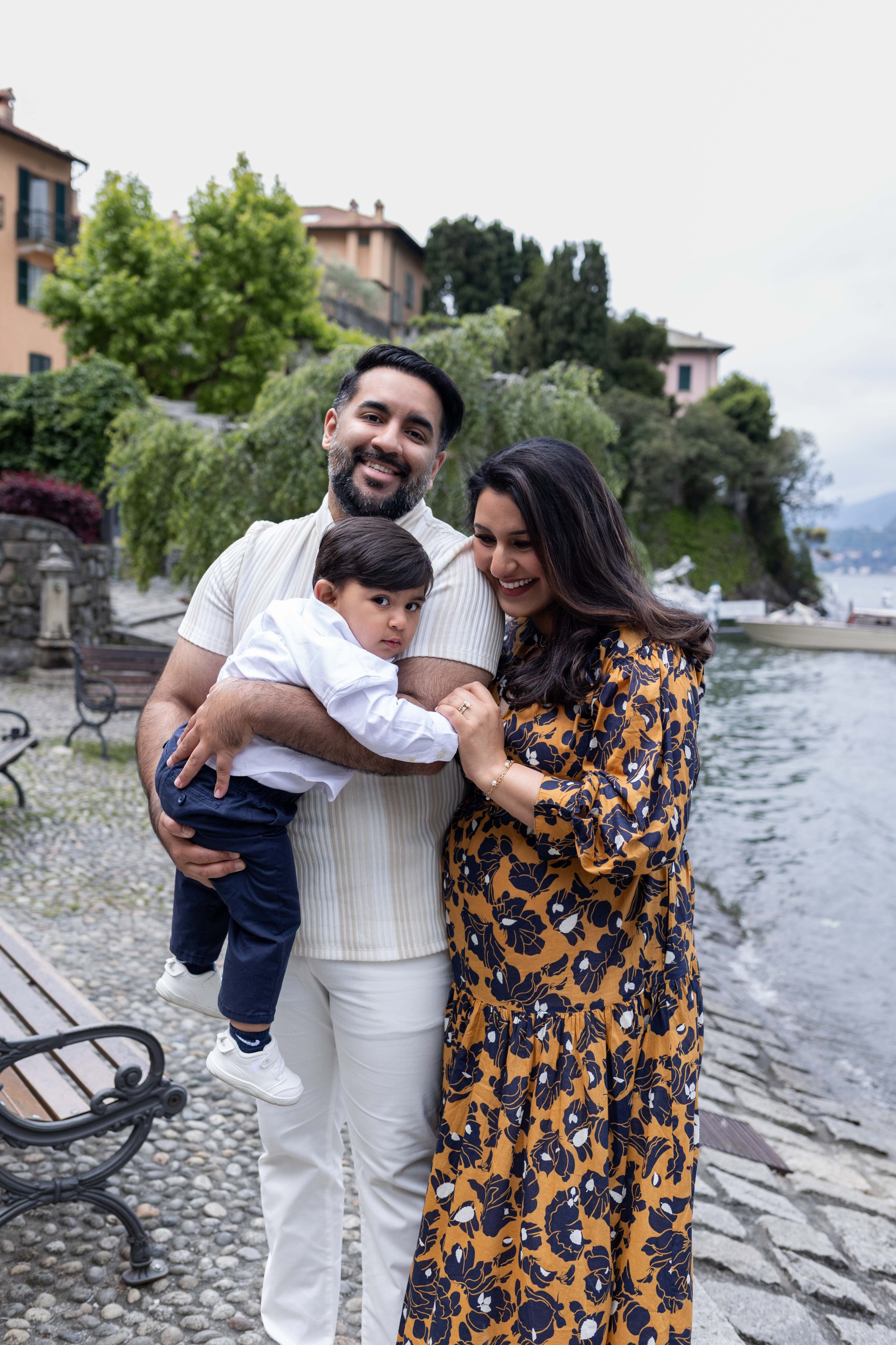 Family portraits. Photographer in Milan |Mila Pro Photo