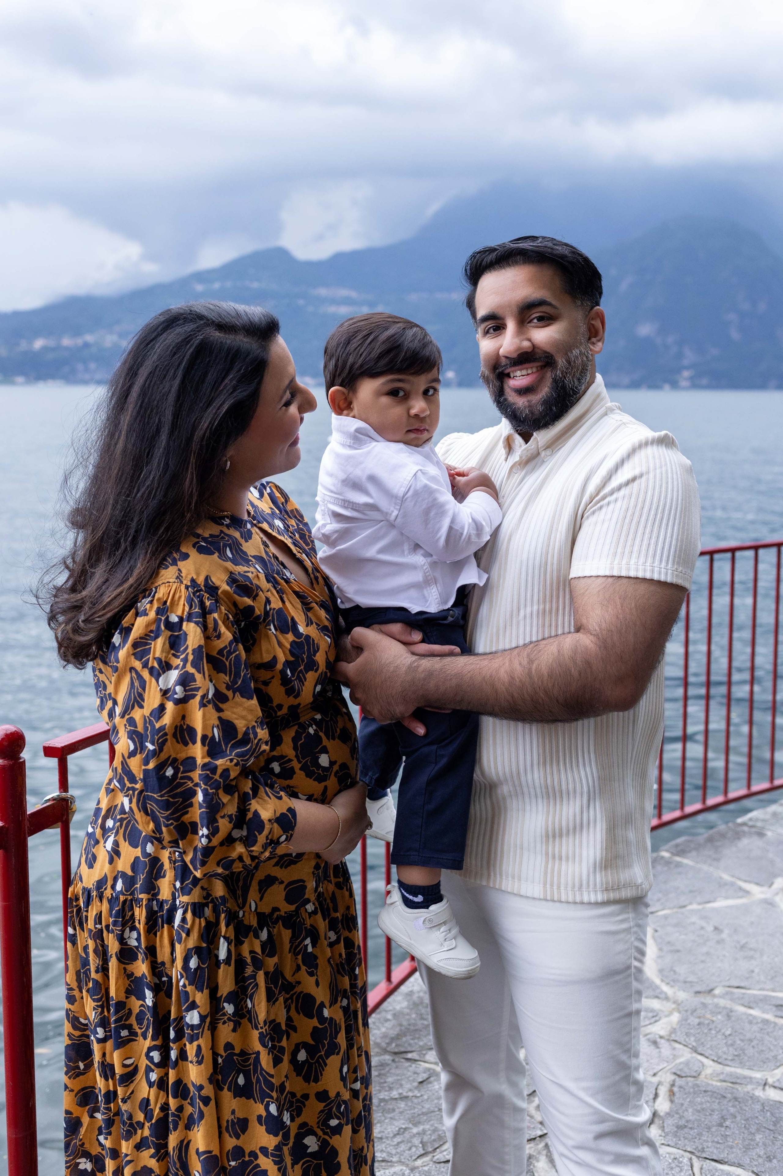Family portraits. Photographer in Milan |Mila Pro Photo