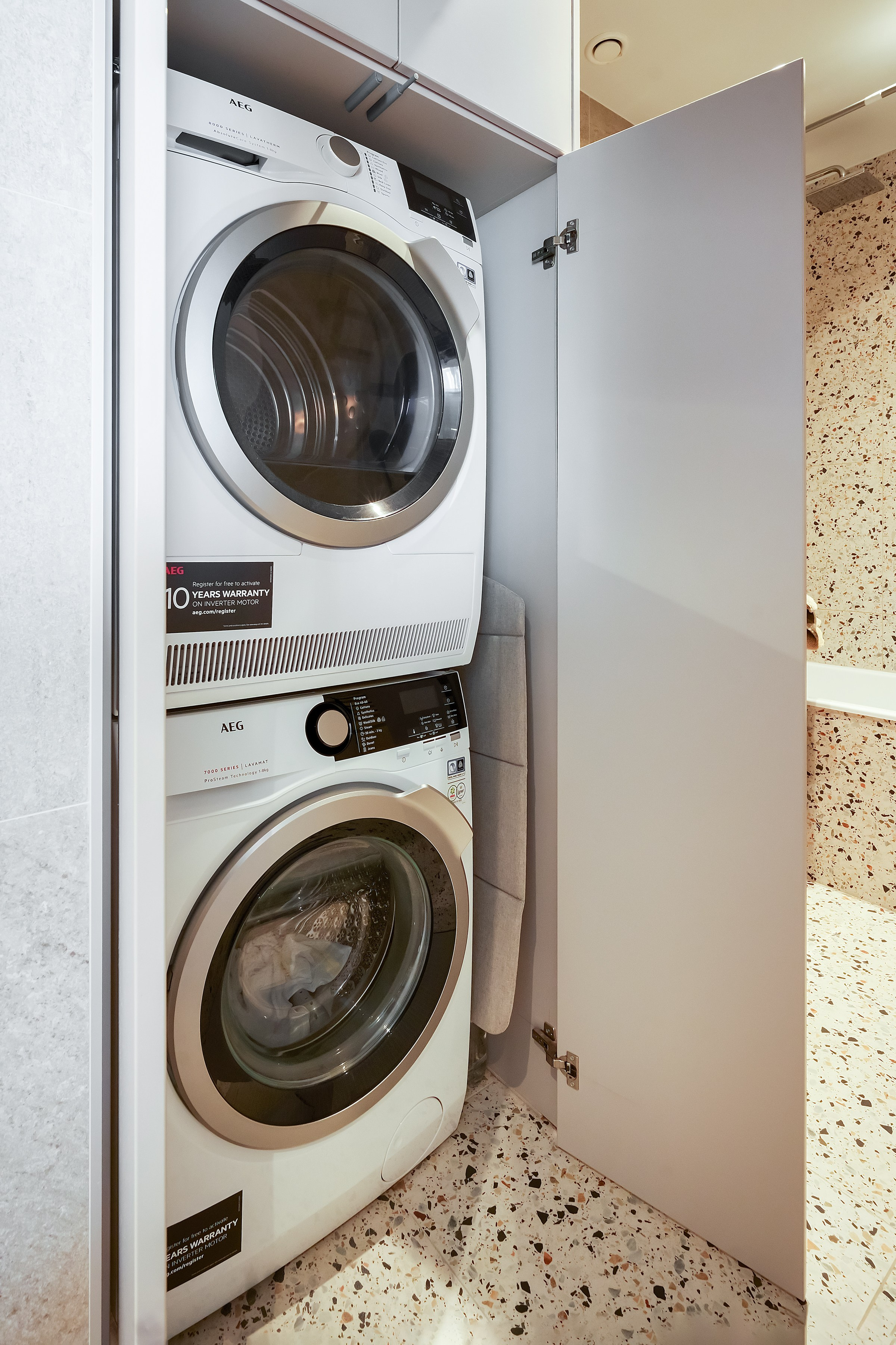 Viršuliškių g. 38B. Elina Sapiega fotografė Vilniuje