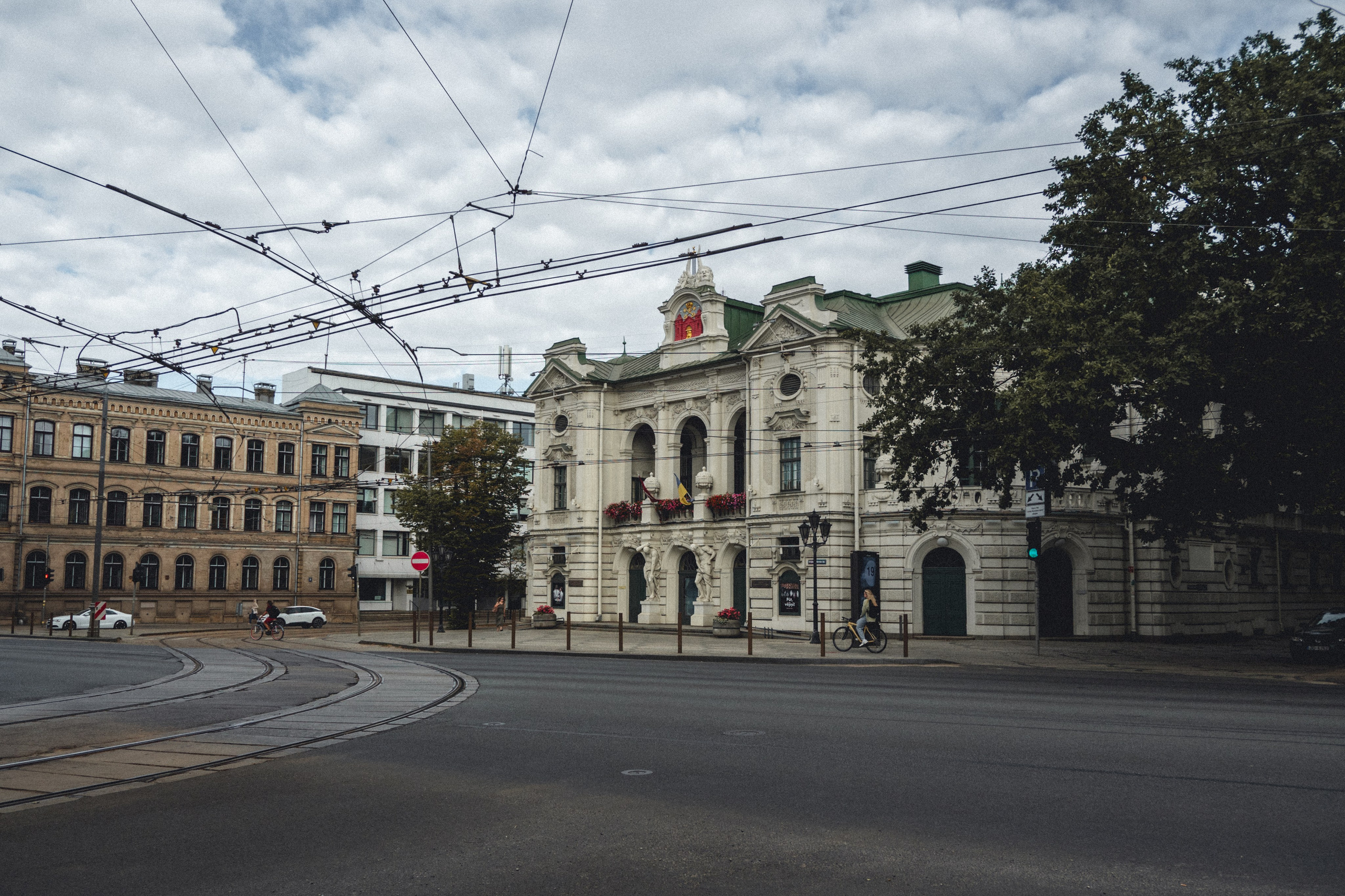 Voyage à Riga. Photographe sur Cote d’Azur. Portraits de familles, couples, enfants, événements