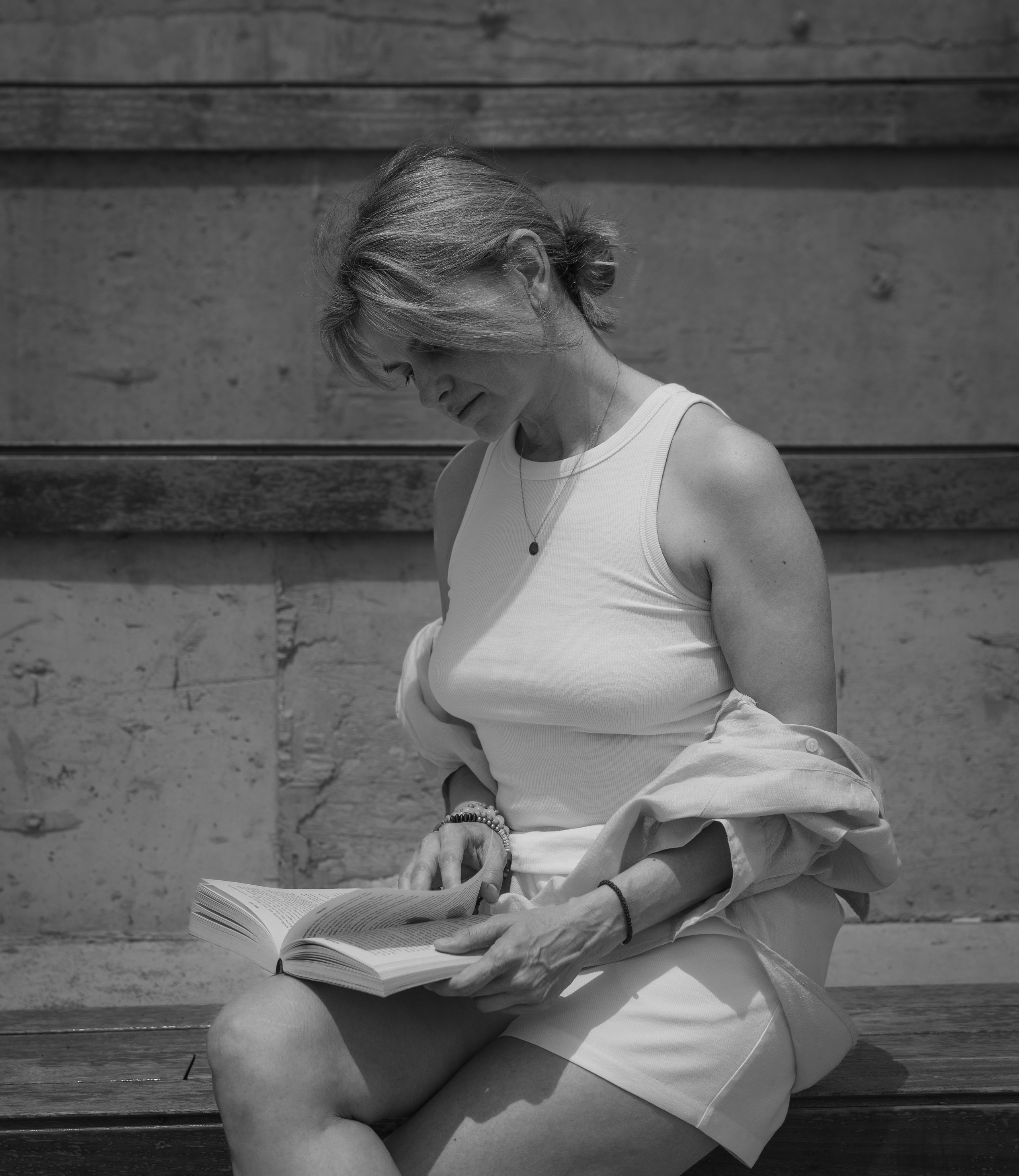 ELENA. UNRATED PHOTO