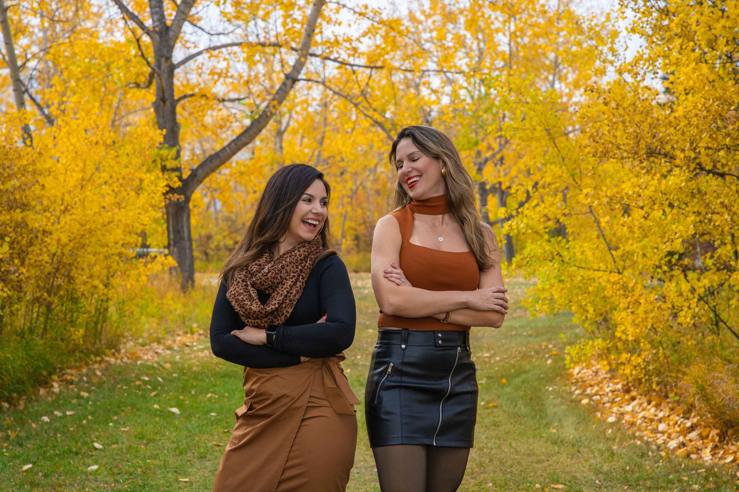 Ariana’s Family. Carlos Lima Photography — Photographer in Calgary