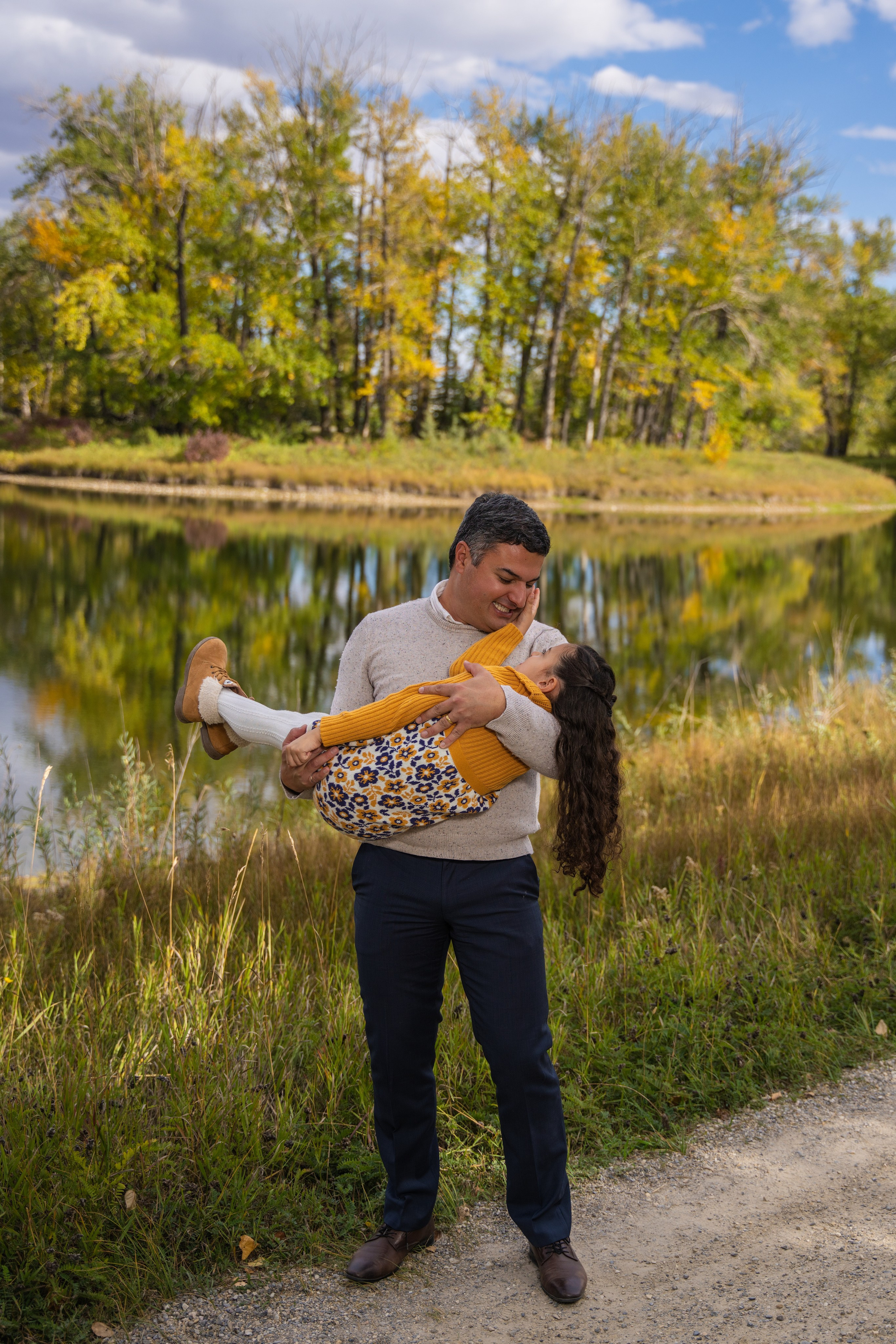 Marcia’s Family. Carlos Lima Photography — Photographer in Calgary