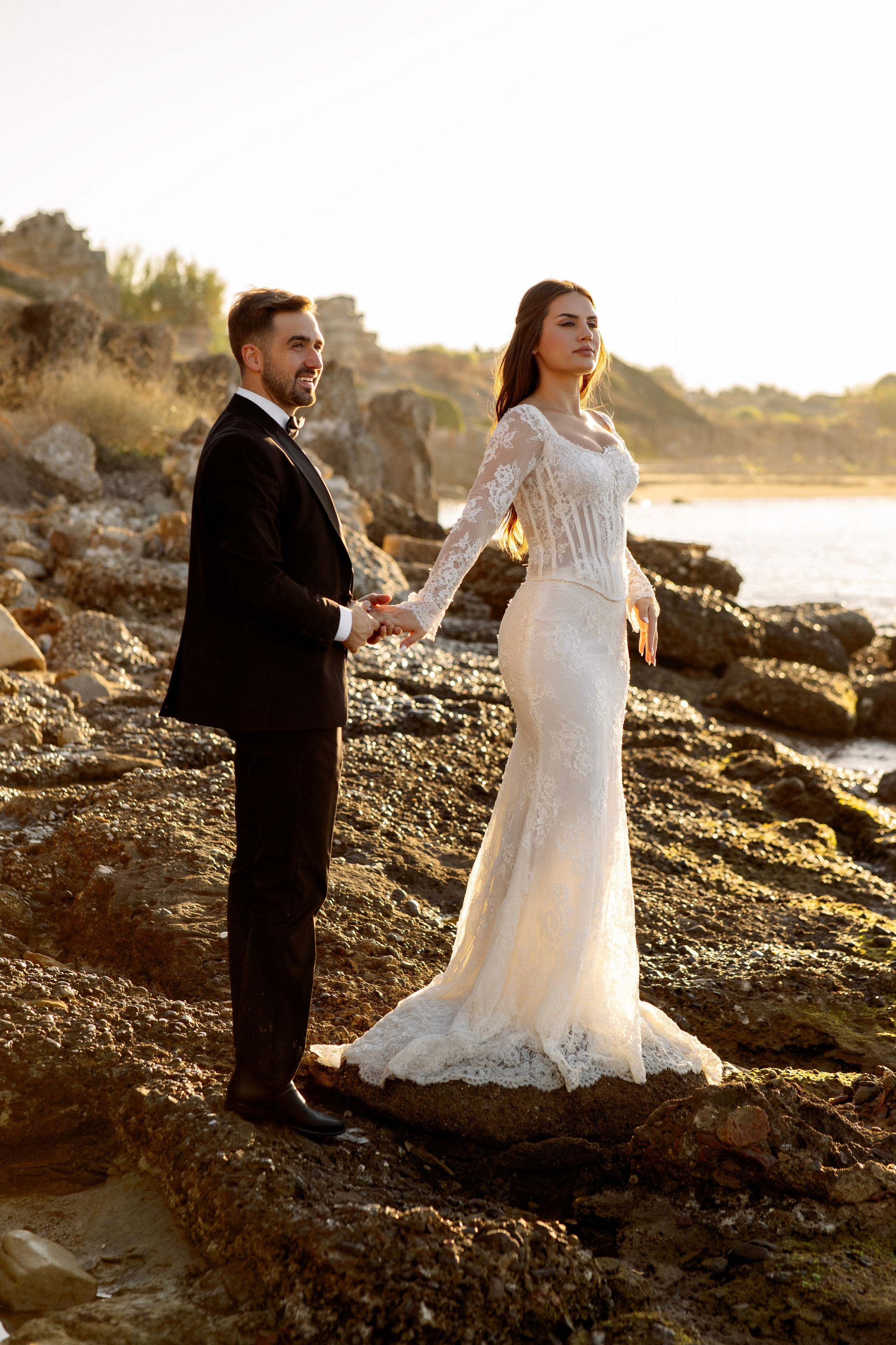 Sunrise.Dawn Romance in the Old City. Professional Photographer in Alanya, Side, Belek | Alsu Develi  Wedding, Family and portrait photo sessions