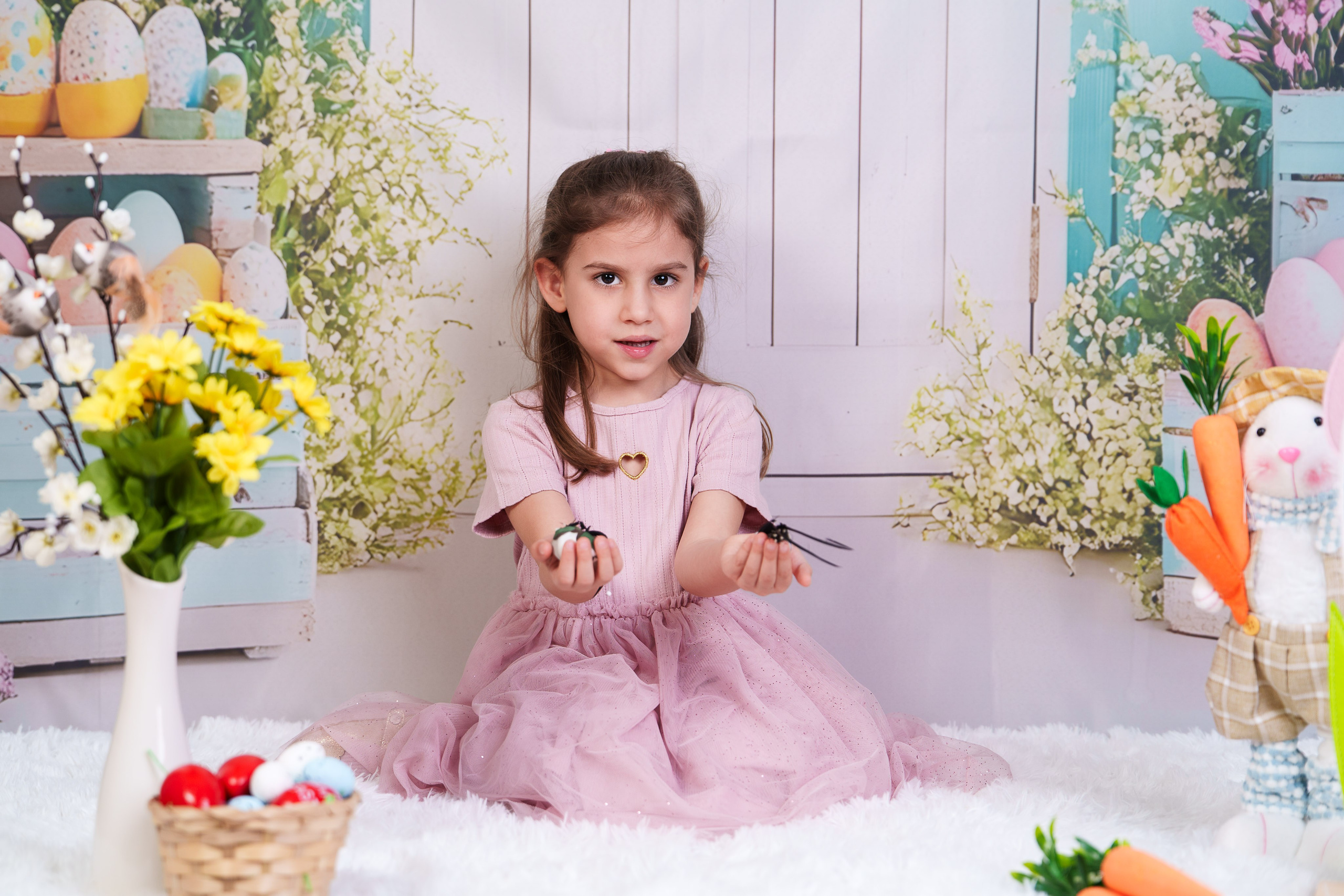 Sedinta foto Paste - Gradinita Miniterra. Liviu Andrei - Fotograf