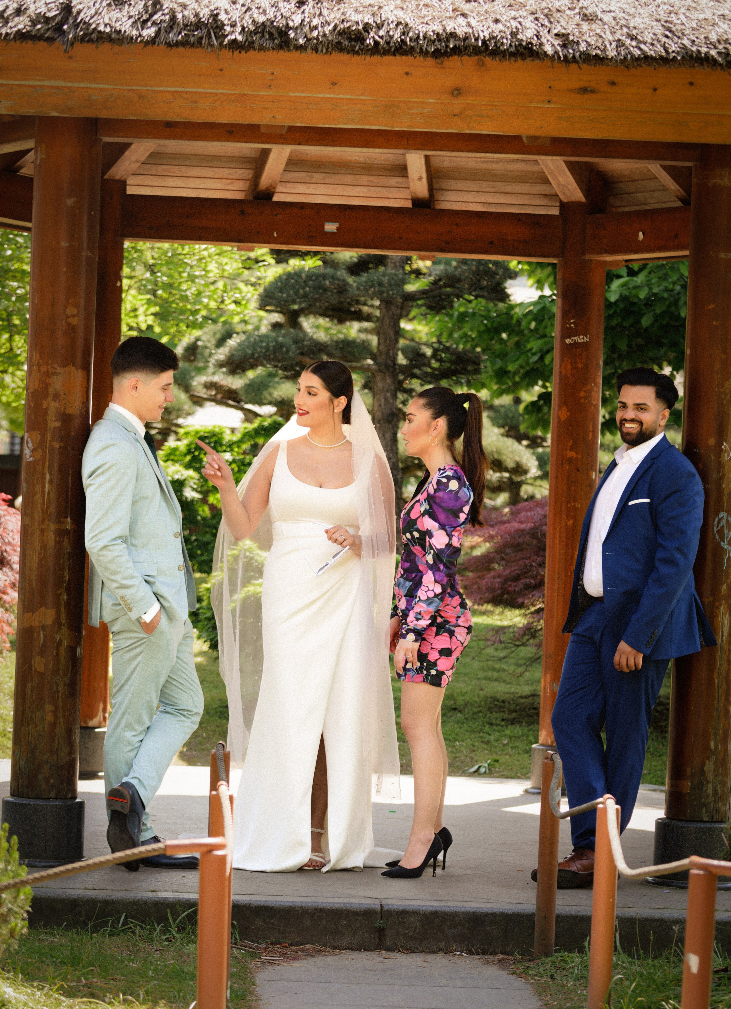 Natürliche Hochzeitsfotografie im Planten un Blomen | Hamburgs grüne Oase. Hochzeitsfotograf und Hochzeitsvideograf aus Hamburg | Roka21Film