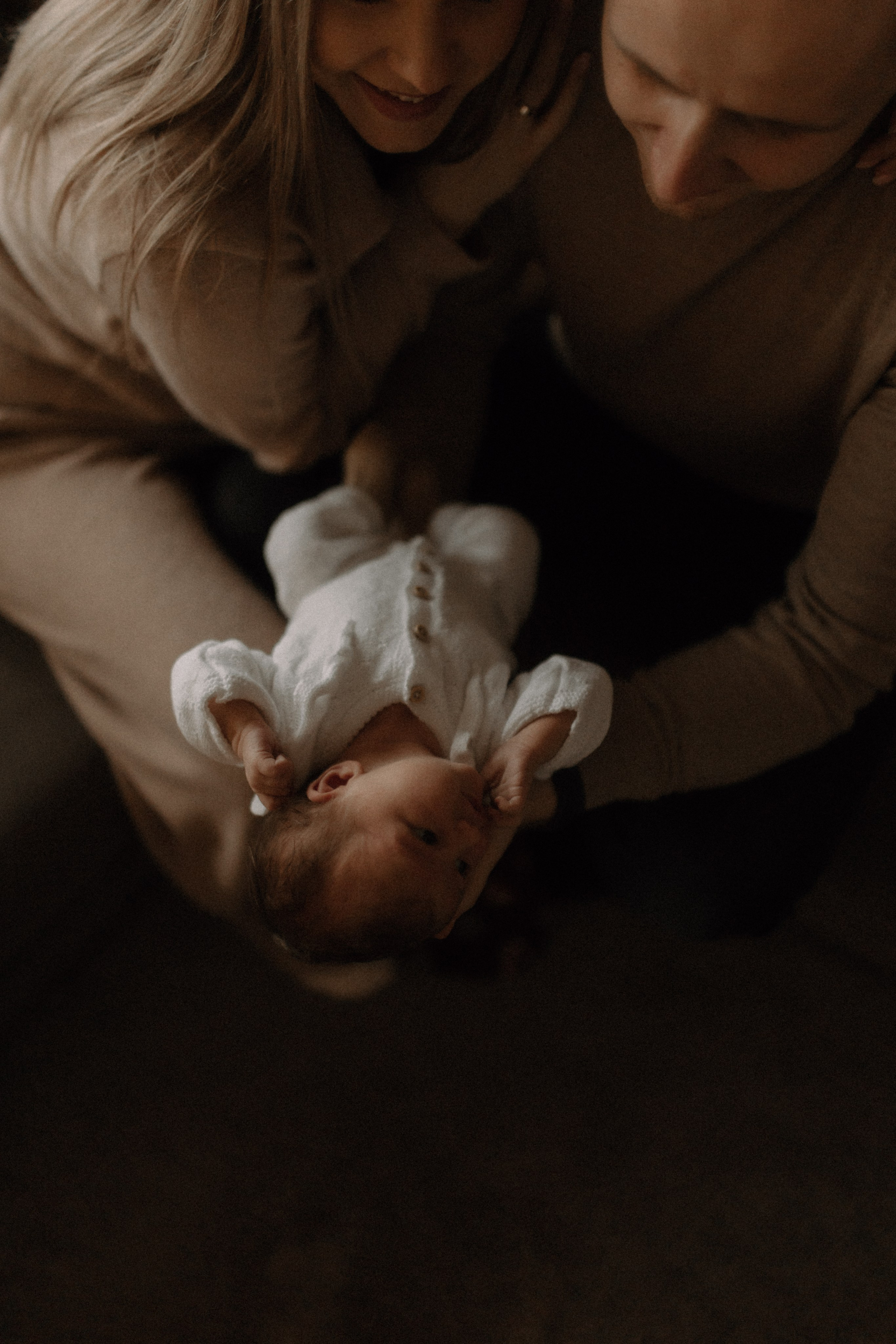 Newborn šeimos fotosesija | NAMAI. Vestuvių ir šeimų fotografė Lena Bondarenko / belove photo