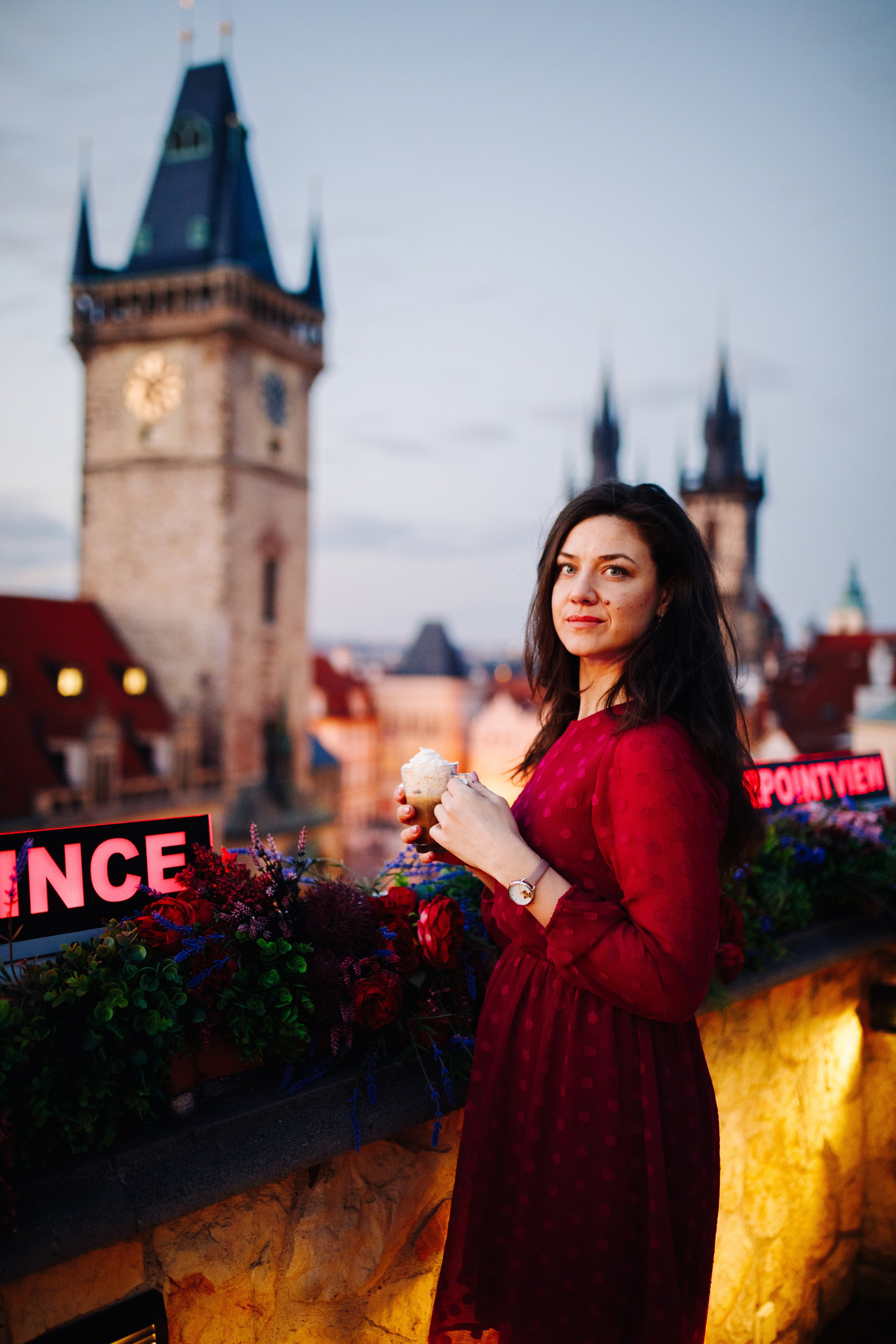 Julia & Daria. Photographer in Prague for tourists