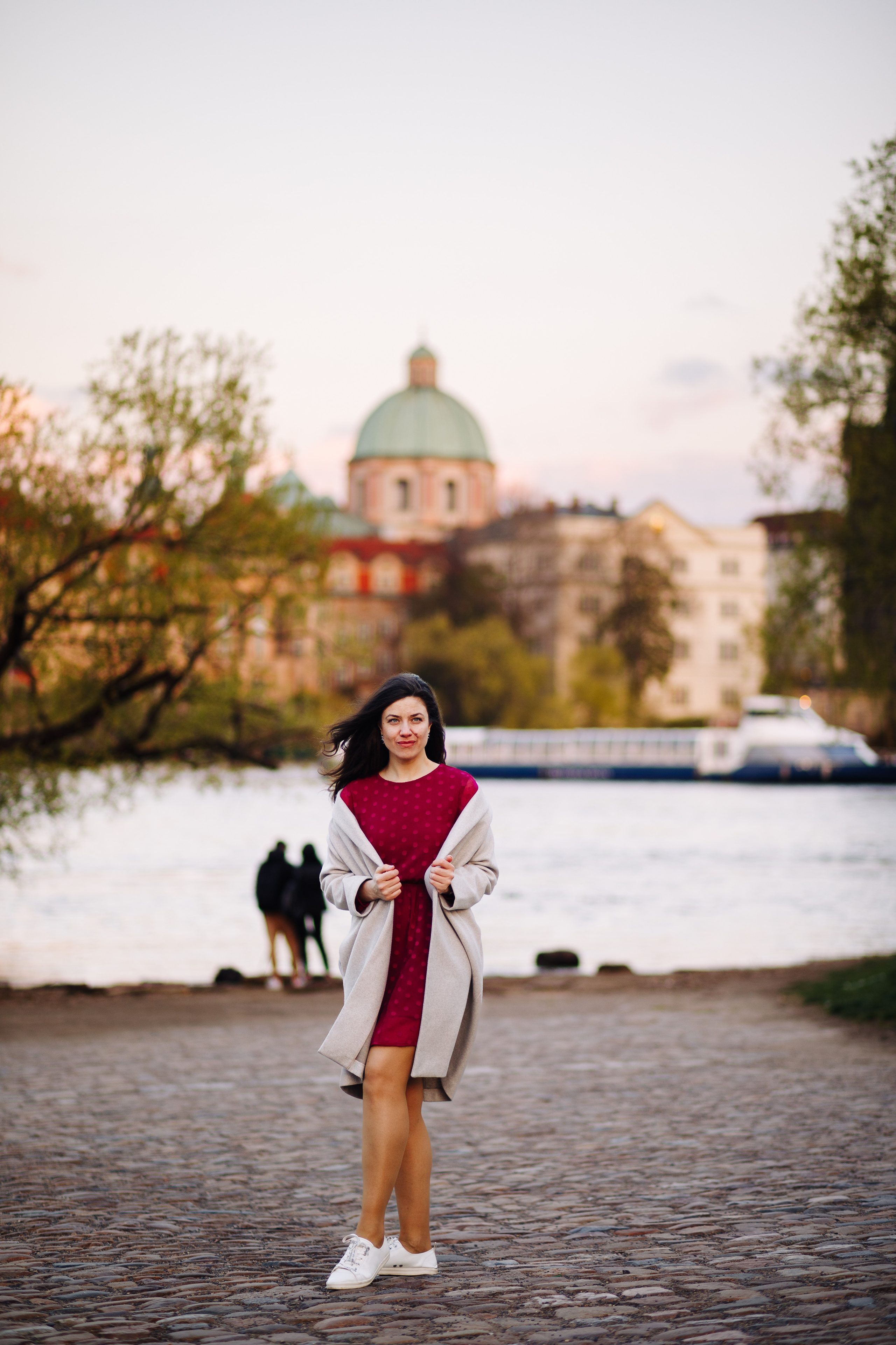 Julia & Daria. Photographer in Prague for tourists
