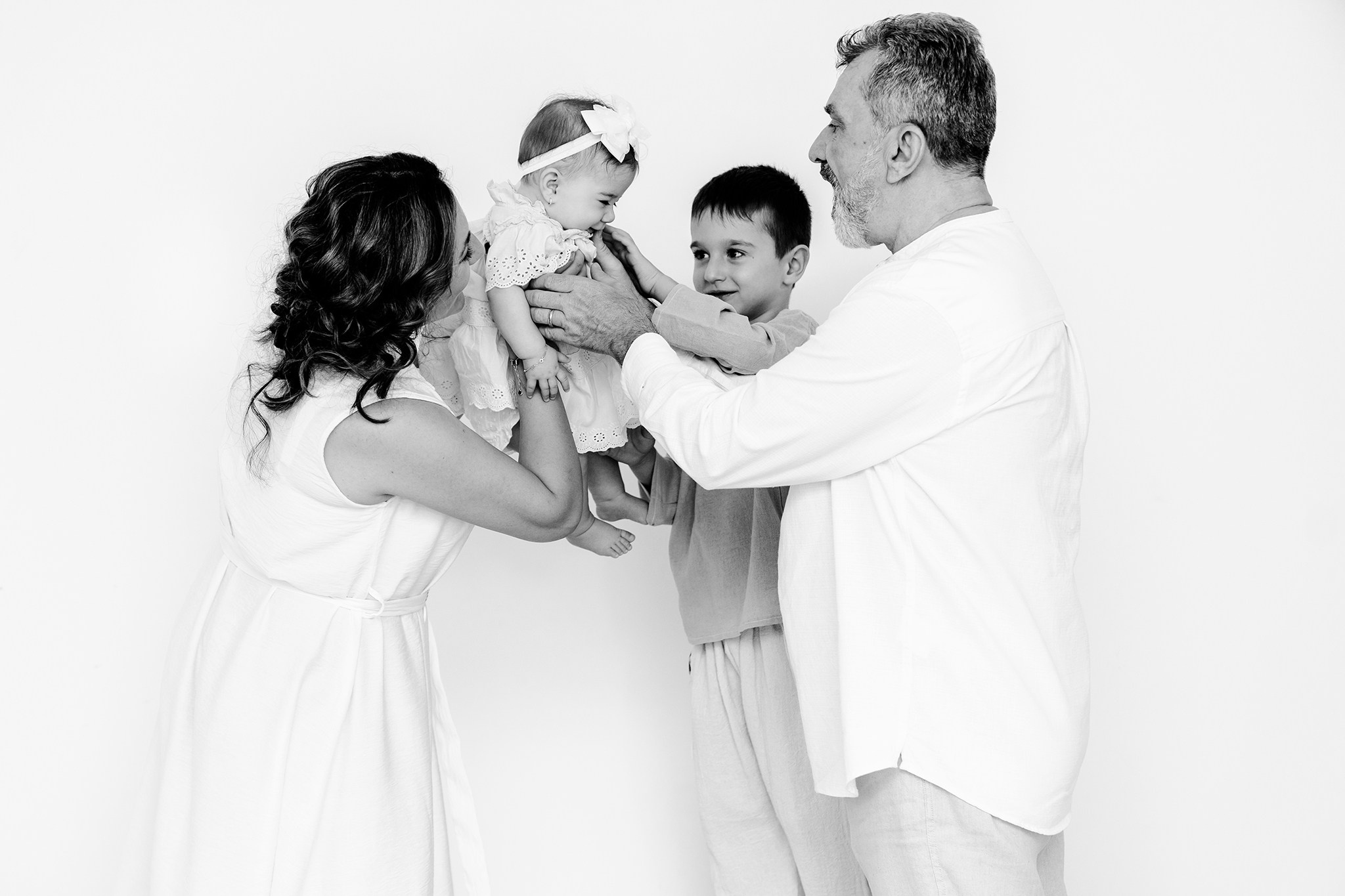 Amina. Fotograf evenimente. Fotograf nunta. Fotograf Botez. Mihaela Savu