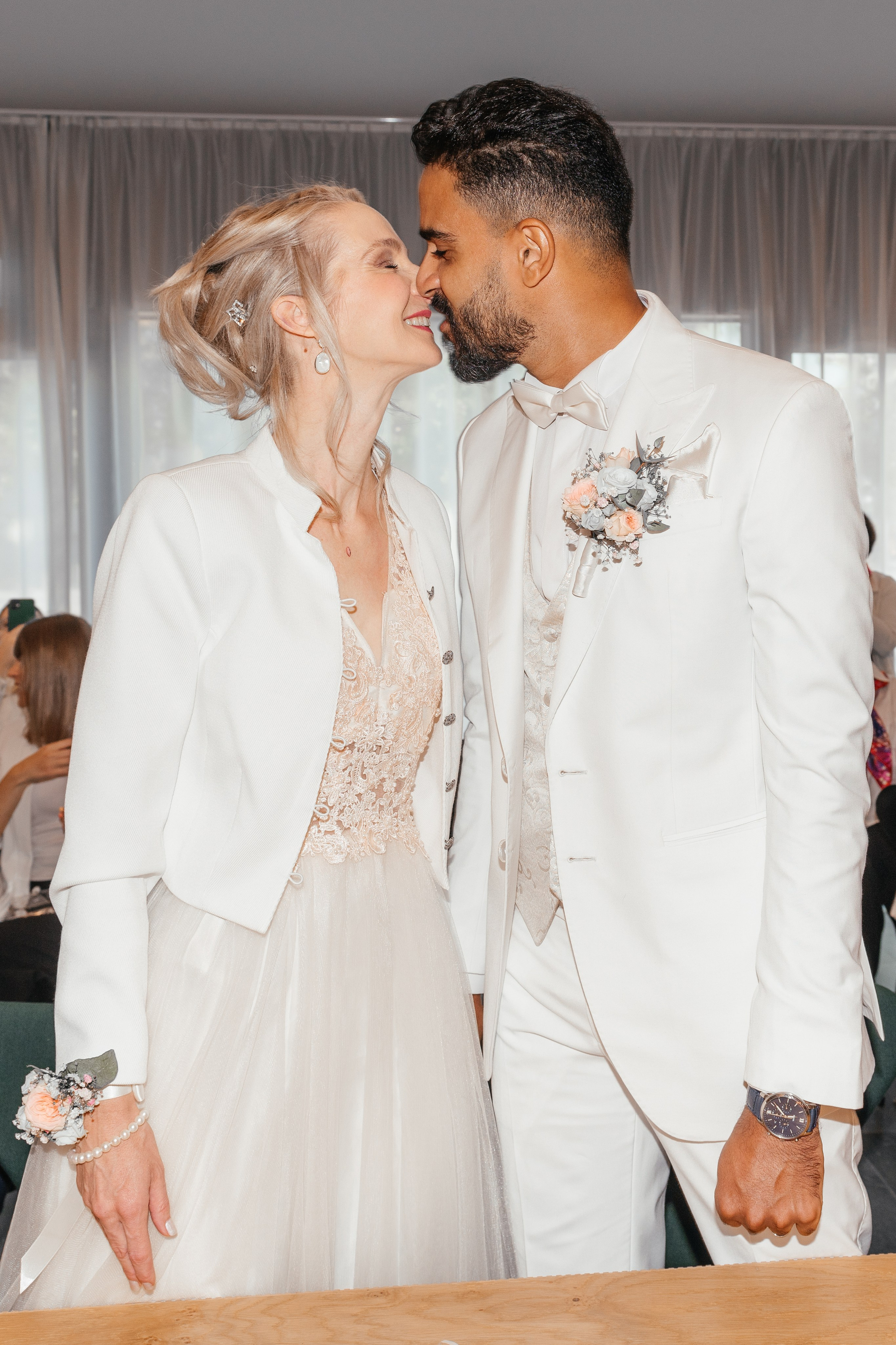 FLORENCE & JAMAL Dübendorf, Switzerland. I am Elena Altendorfer. Wedding photographer in Zurich and Switzerland